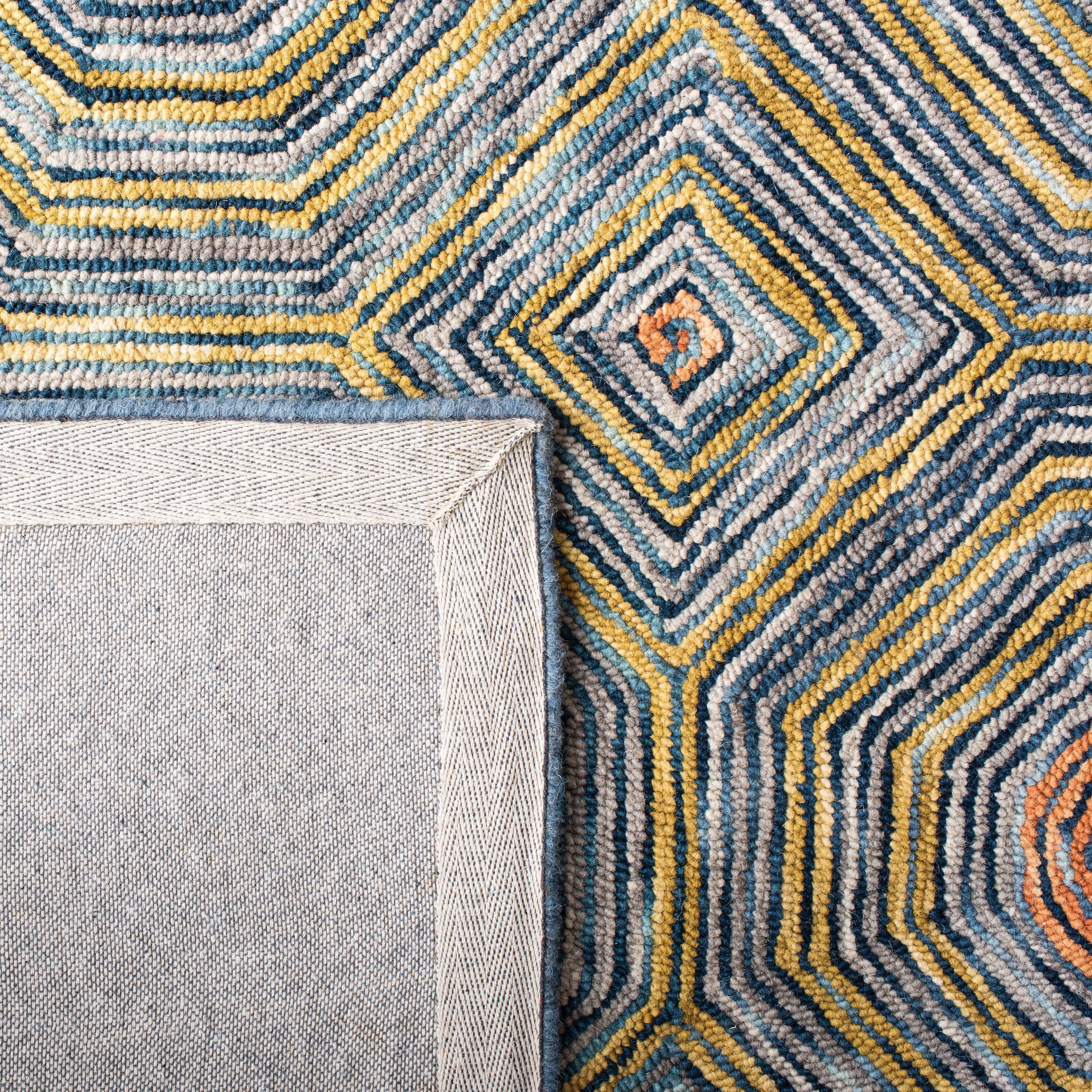 SAFAVIEH Handmade Micro-Loop Hiltrud Modern Wool Rug