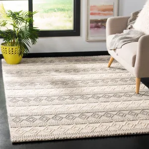 SAFAVIEH Handmade Natura Ajisa Wool Rug - Grey/Ivory - 6' x 9'