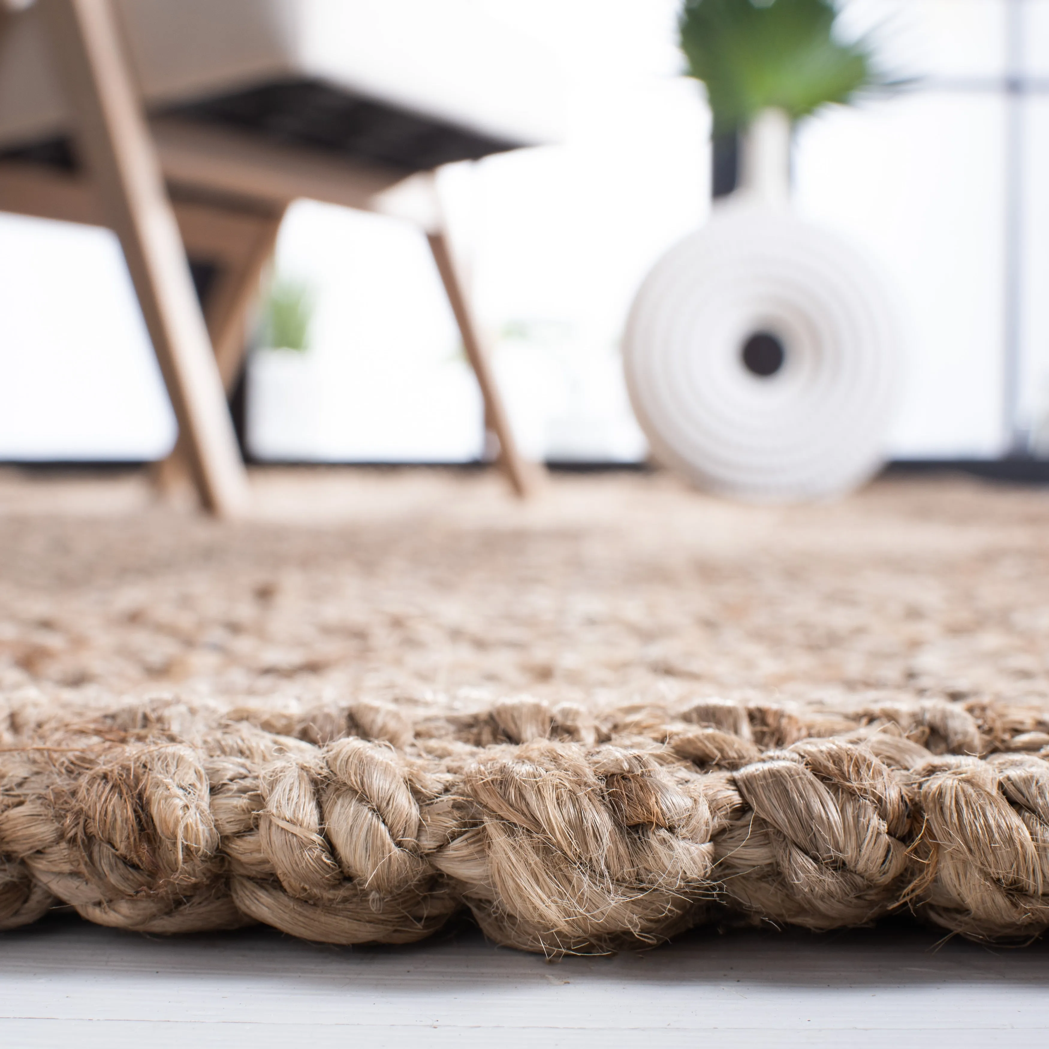 SAFAVIEH Handmade Natural Fiber Dorkas Jute Rug