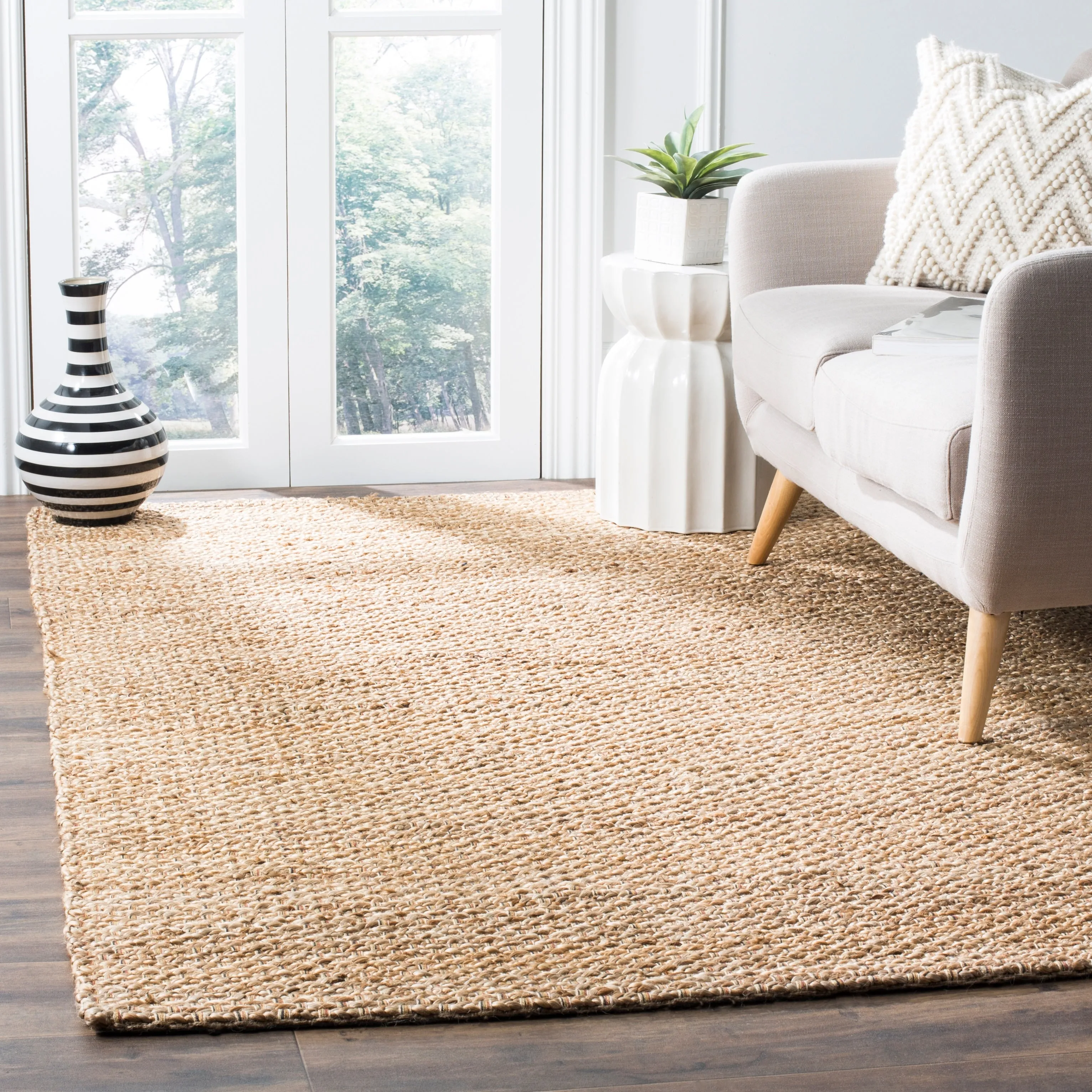 SAFAVIEH Handmade Natural Fiber Glauca Jute Rug