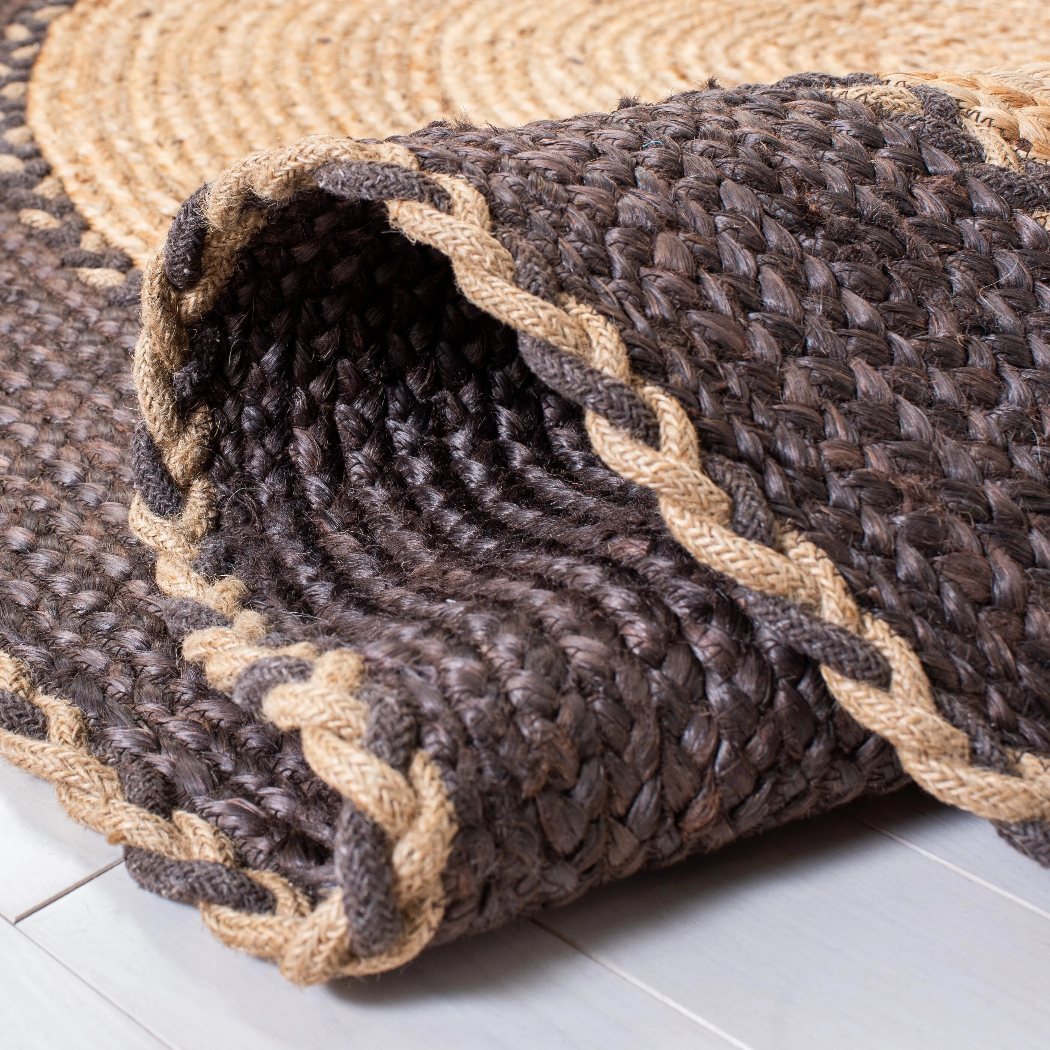SAFAVIEH Handmade Natural Fiber Lianna Casual Jute Rug