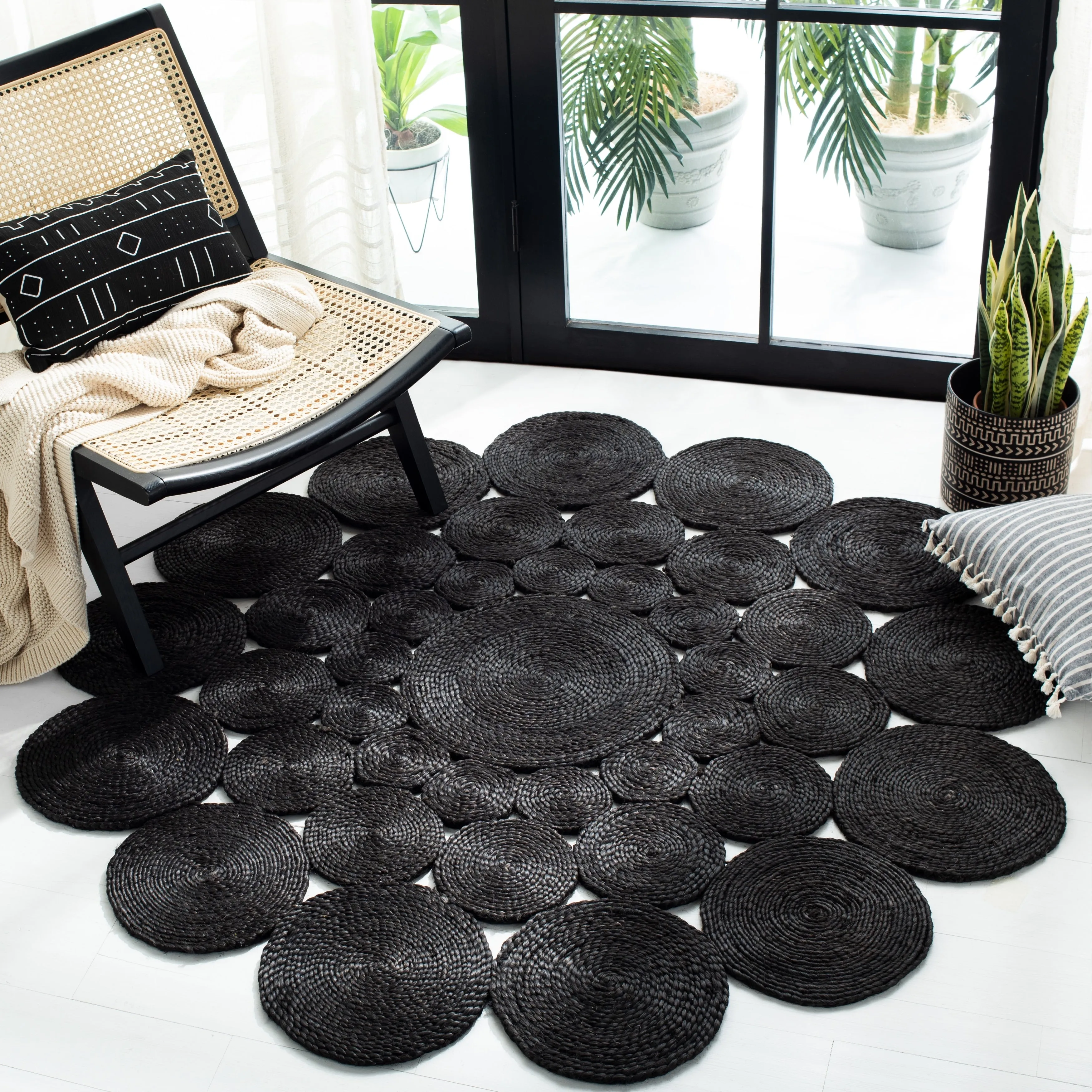 SAFAVIEH Handmade Natural Fiber Maita Country Jute Rug