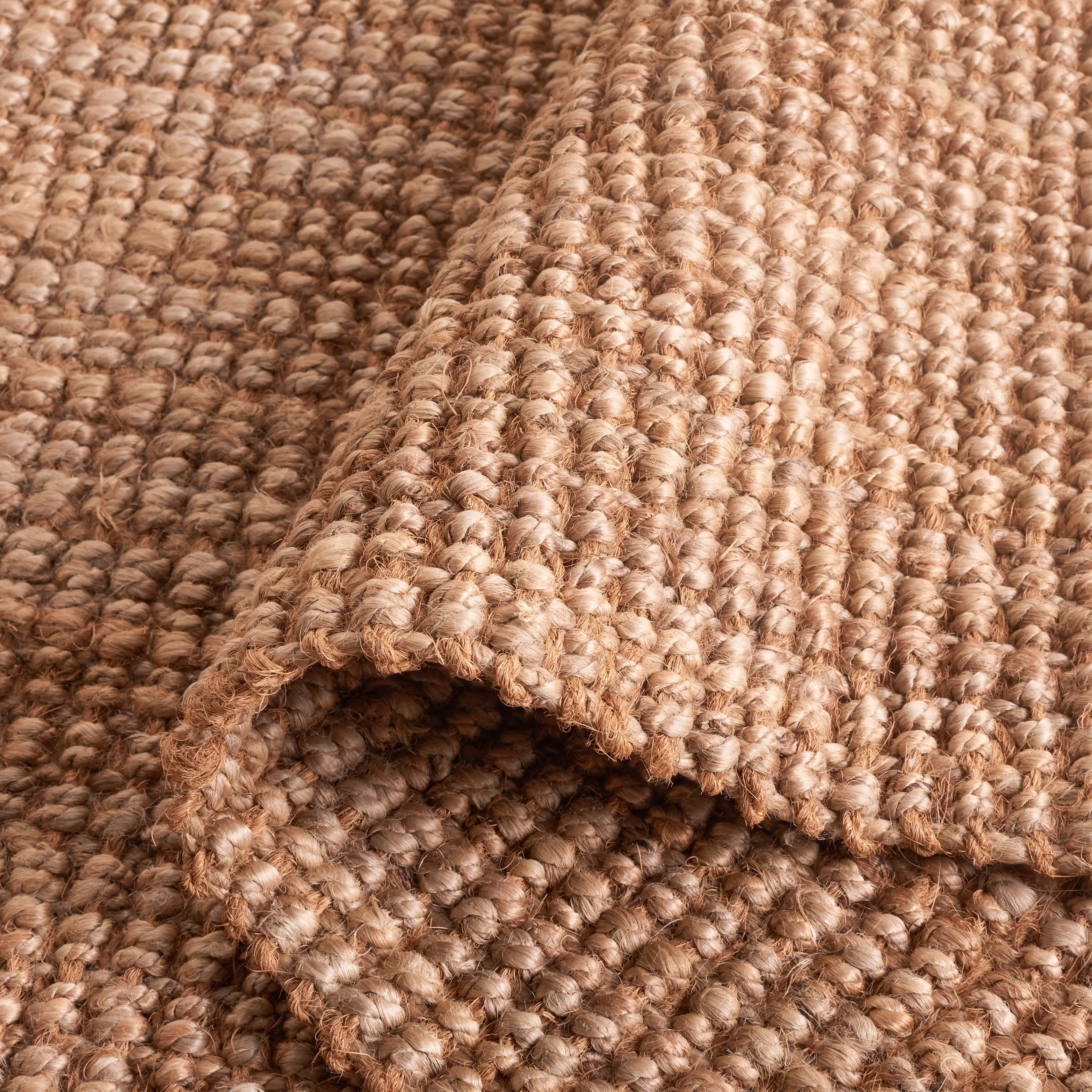 SAFAVIEH. Handmade Natural Fiber Rihanna Casual Jute Rug