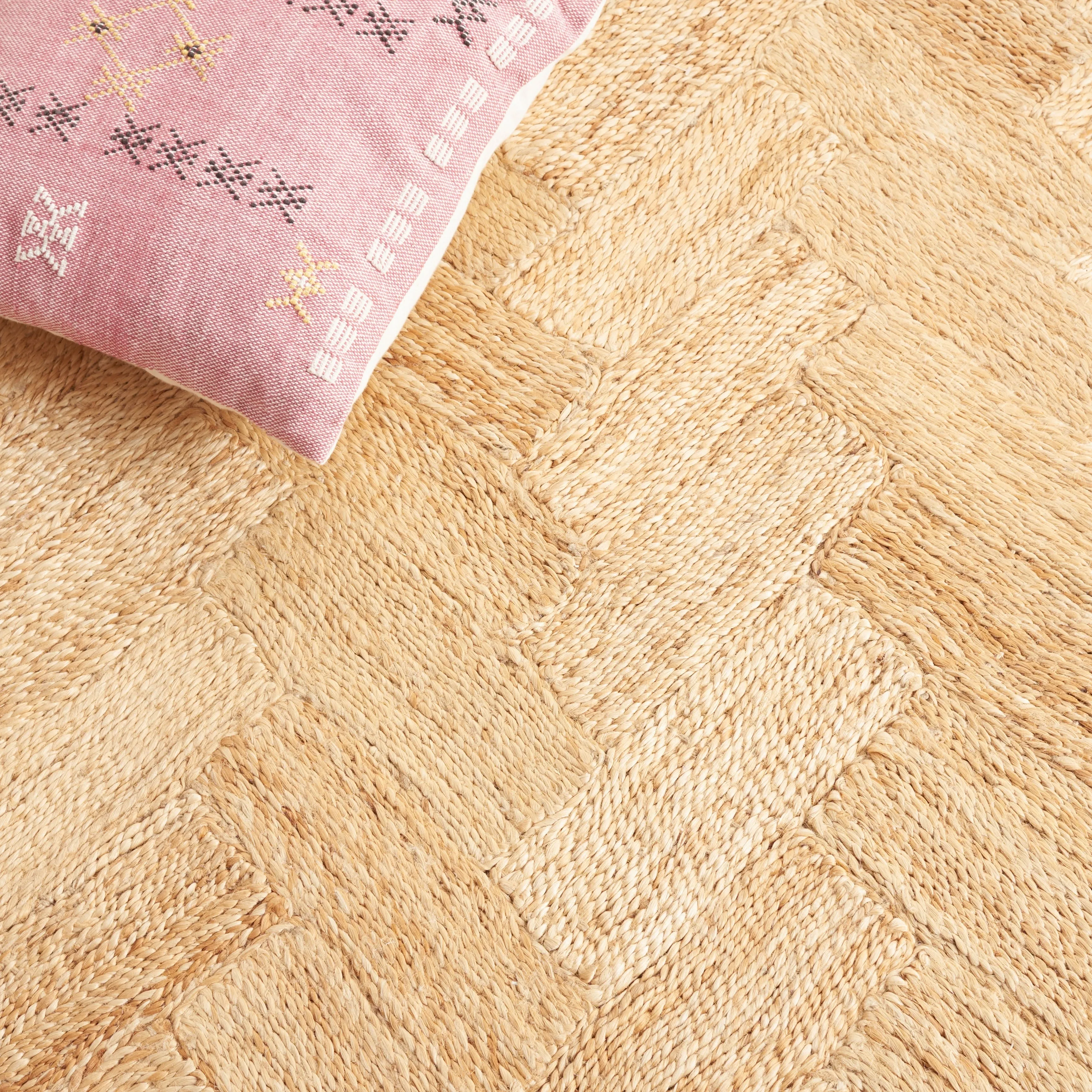 SAFAVIEH Handmade Natural Fiber Yahaira Farmhouse Chevron Jute Rug