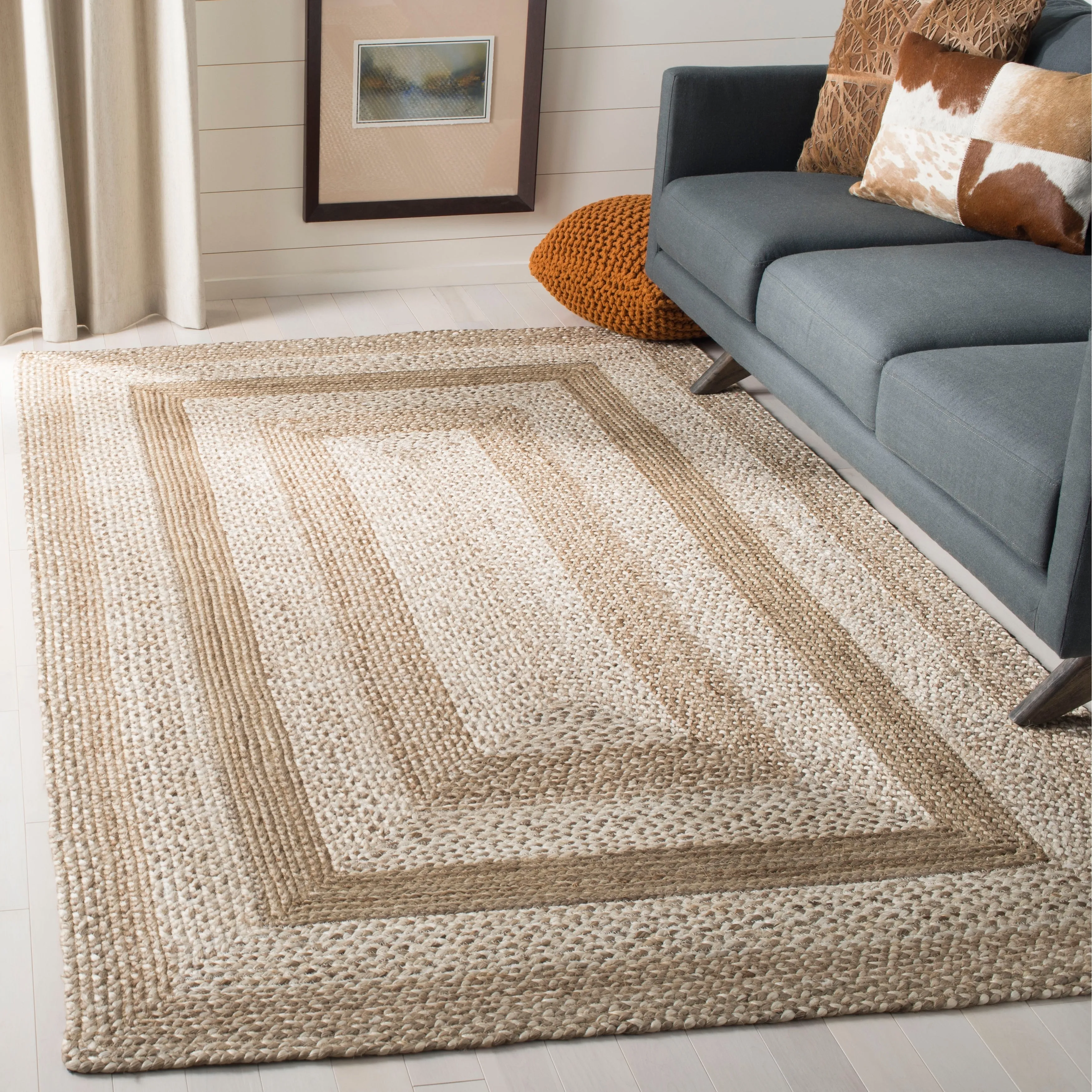 SAFAVIEH. Handmade Natural Fiber Zlatana Jute Rug