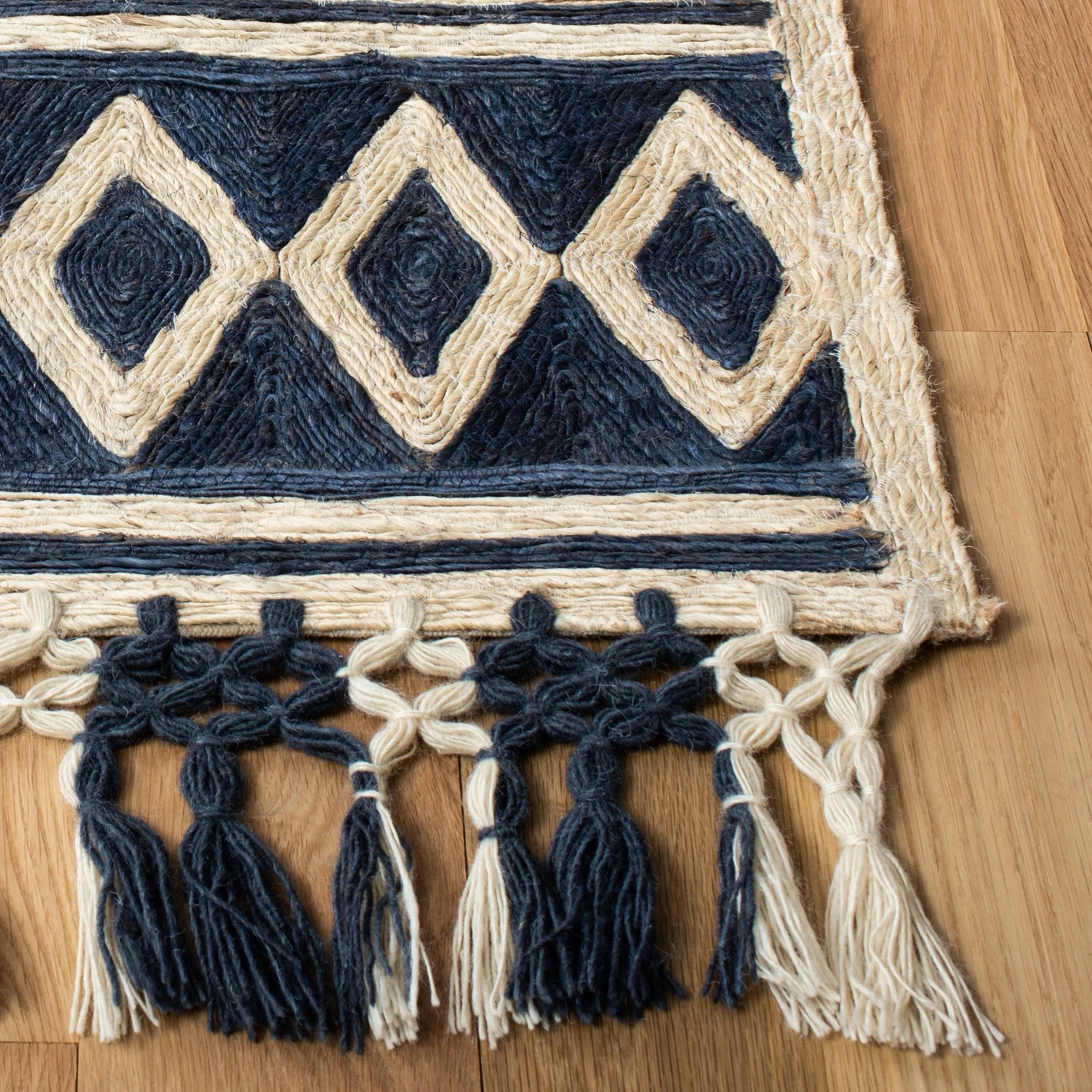 SAFAVIEH Handmade Sahara Fernanda Moroccan Jute Rug