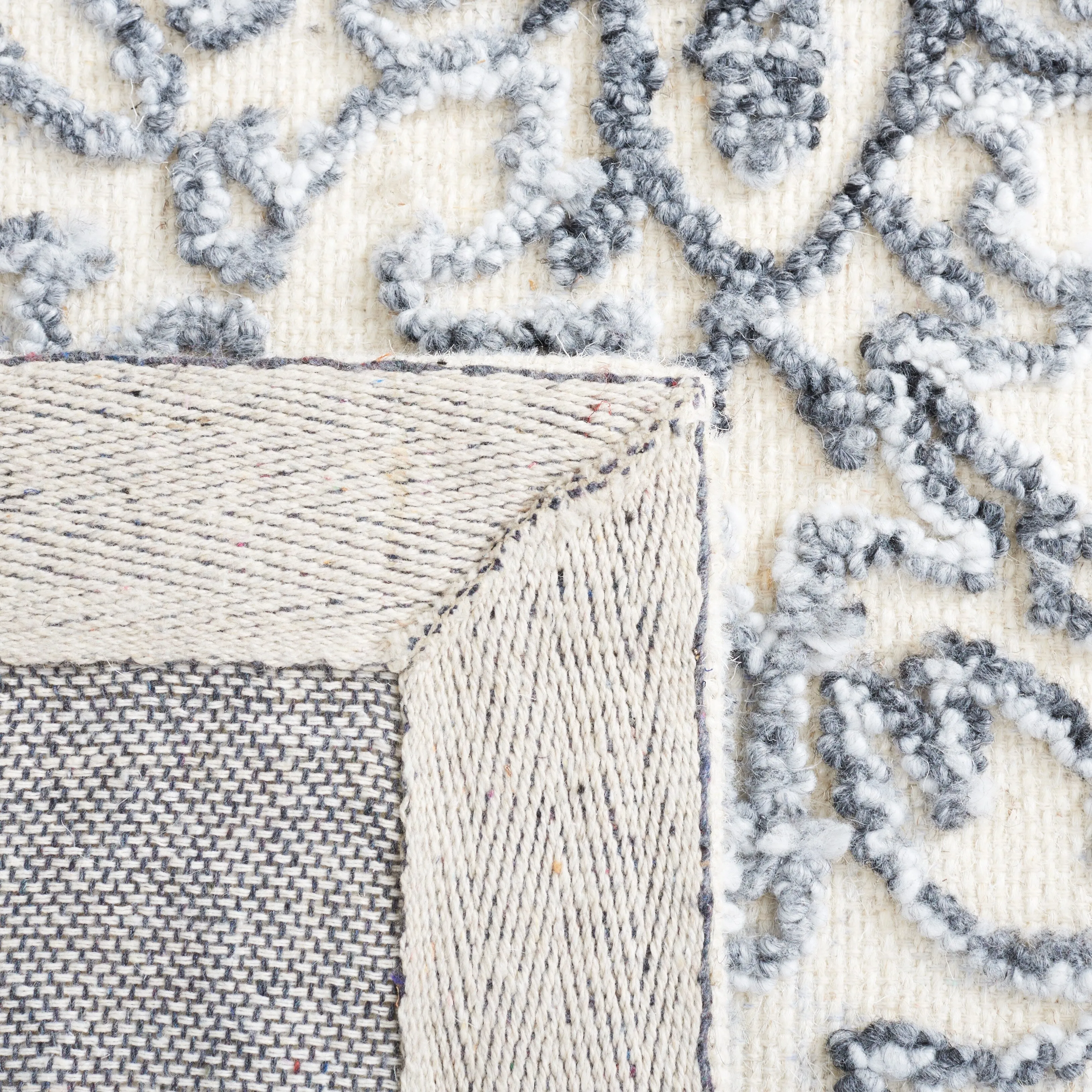SAFAVIEH Handmade Trace Catina Rug