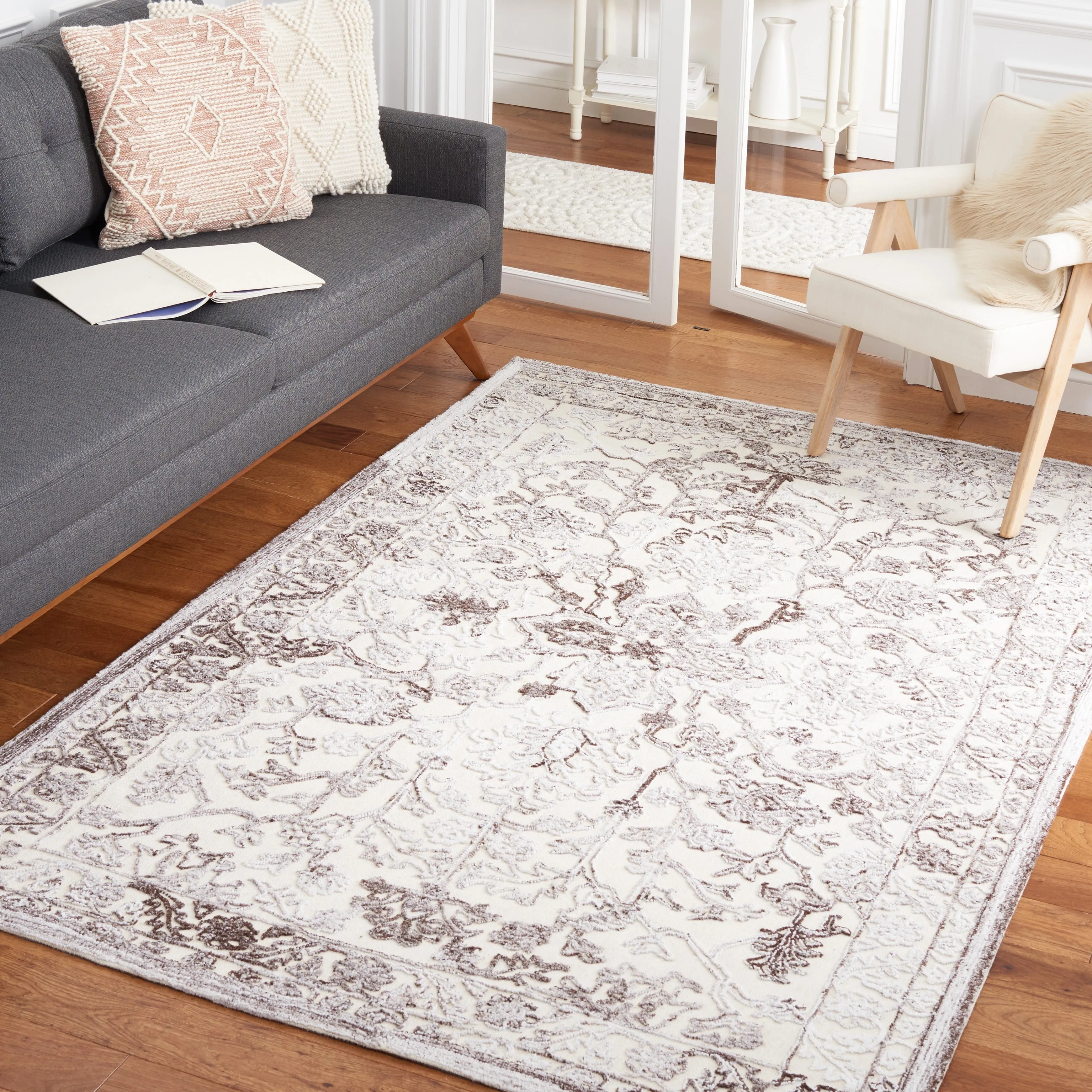 SAFAVIEH Handmade Trace Catina Rug