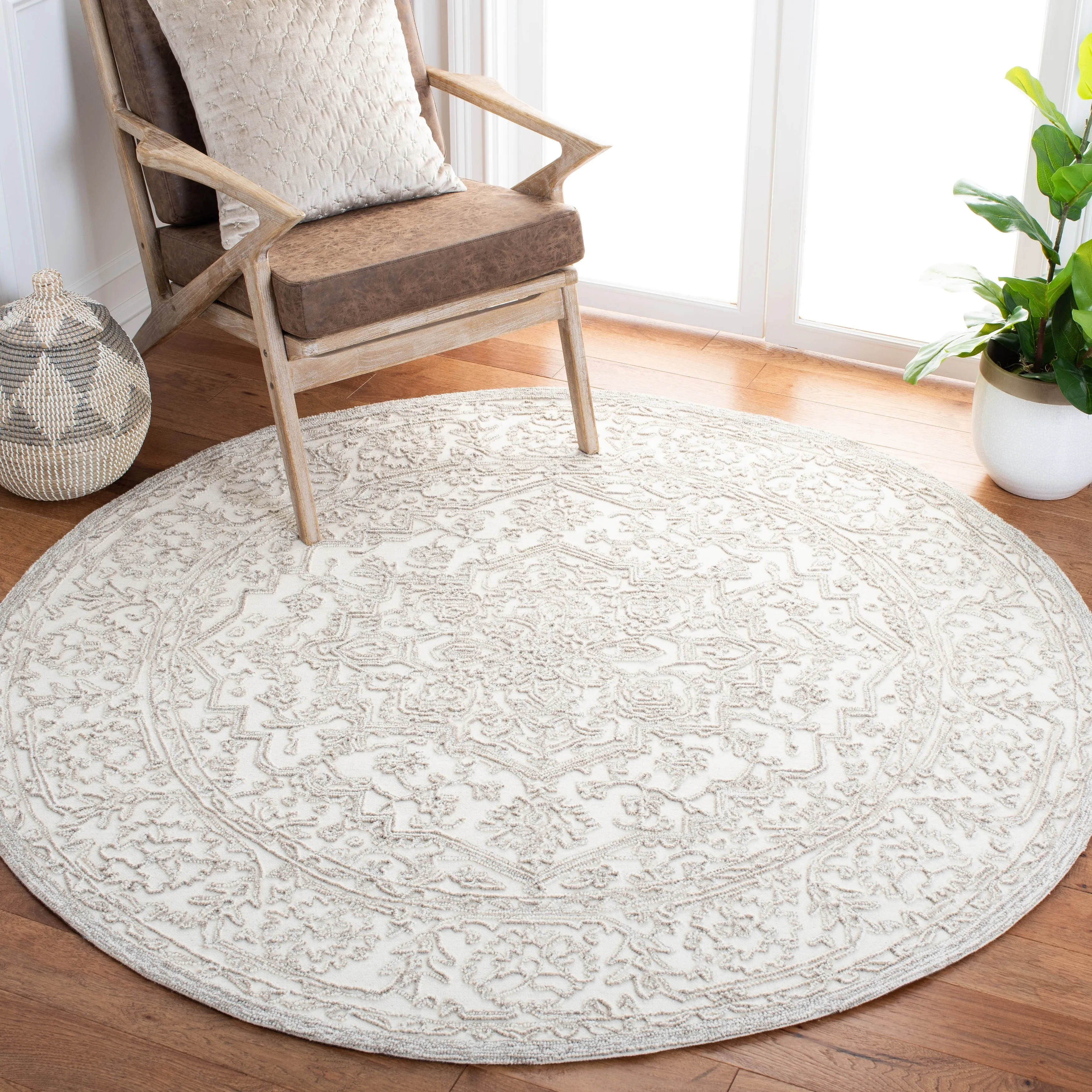SAFAVIEH Handmade Trace Cher Oriental Wool Rug