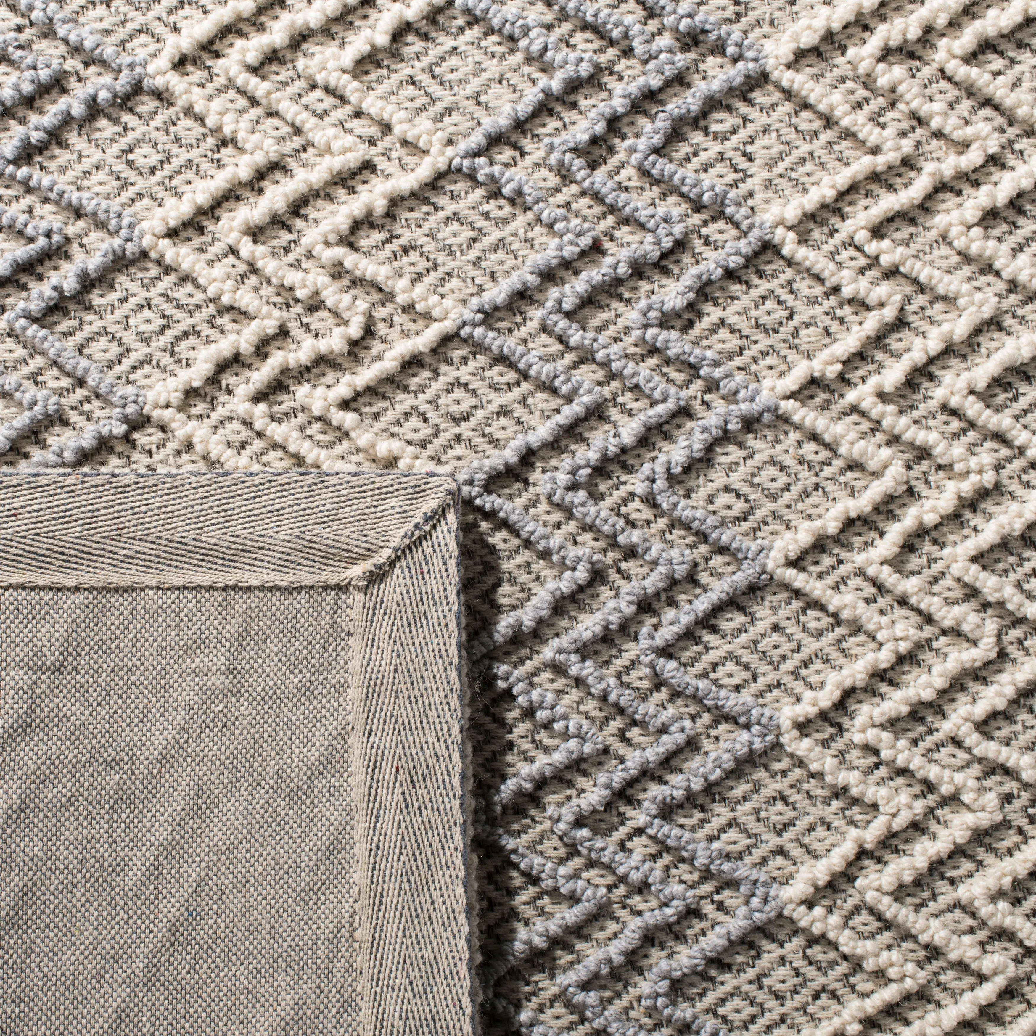 SAFAVIEH Handmade Trace Latosha Modern Wool Rug