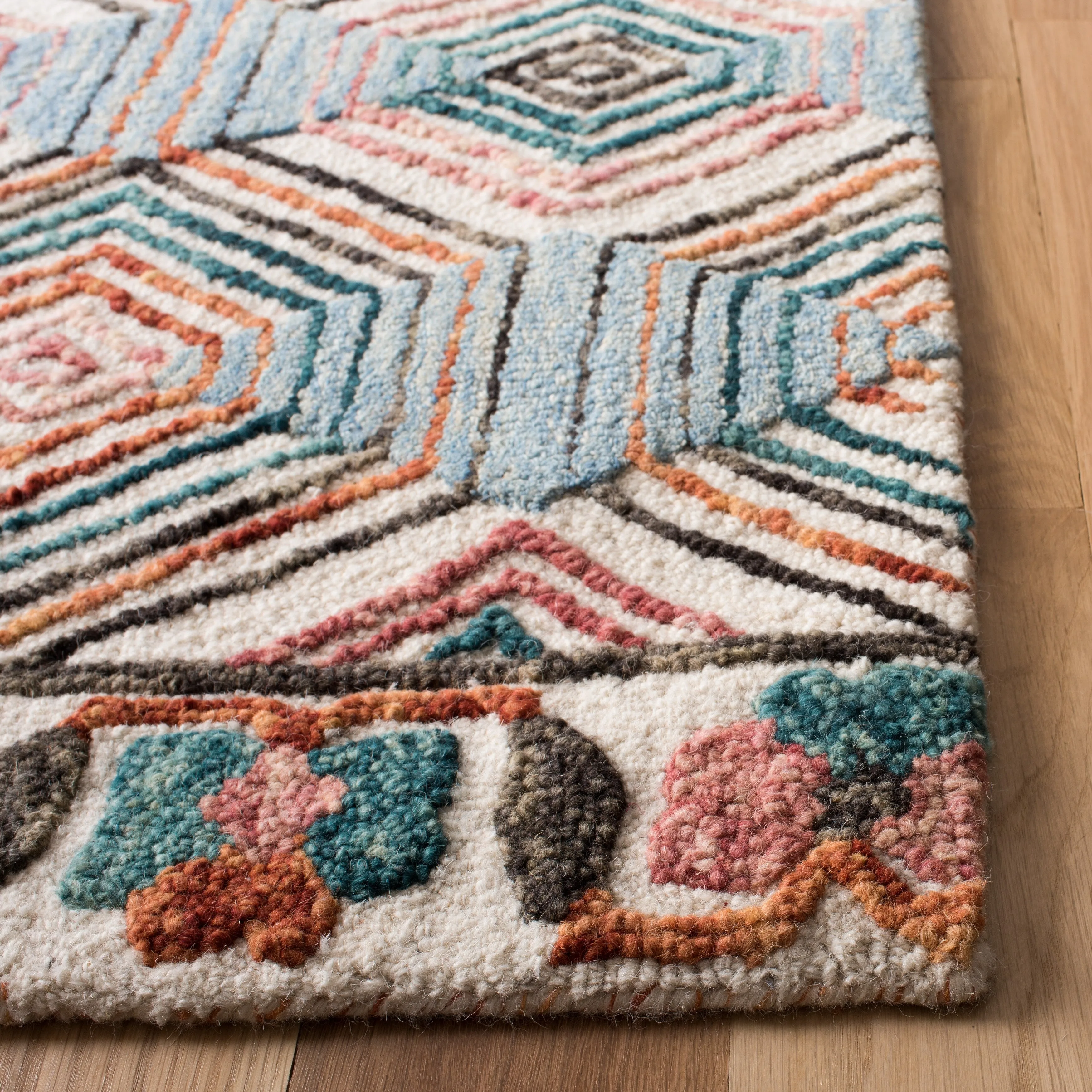 SAFAVIEH Handmade Trace Latoya Geometric Wool Rug