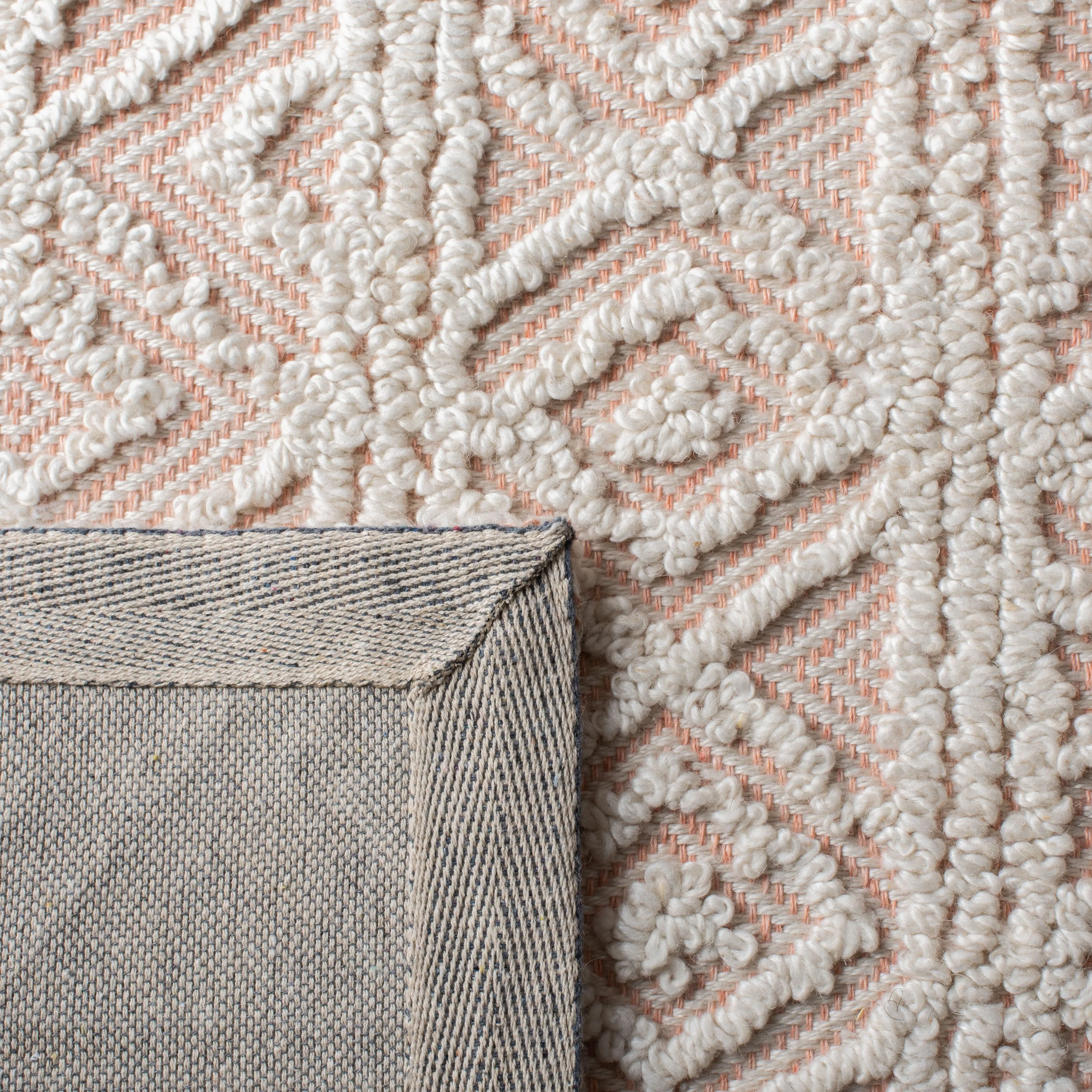 SAFAVIEH Handmade Trace Nobuyo Wool/ Viscose Rug - Beige/Pink - 8' x 10'