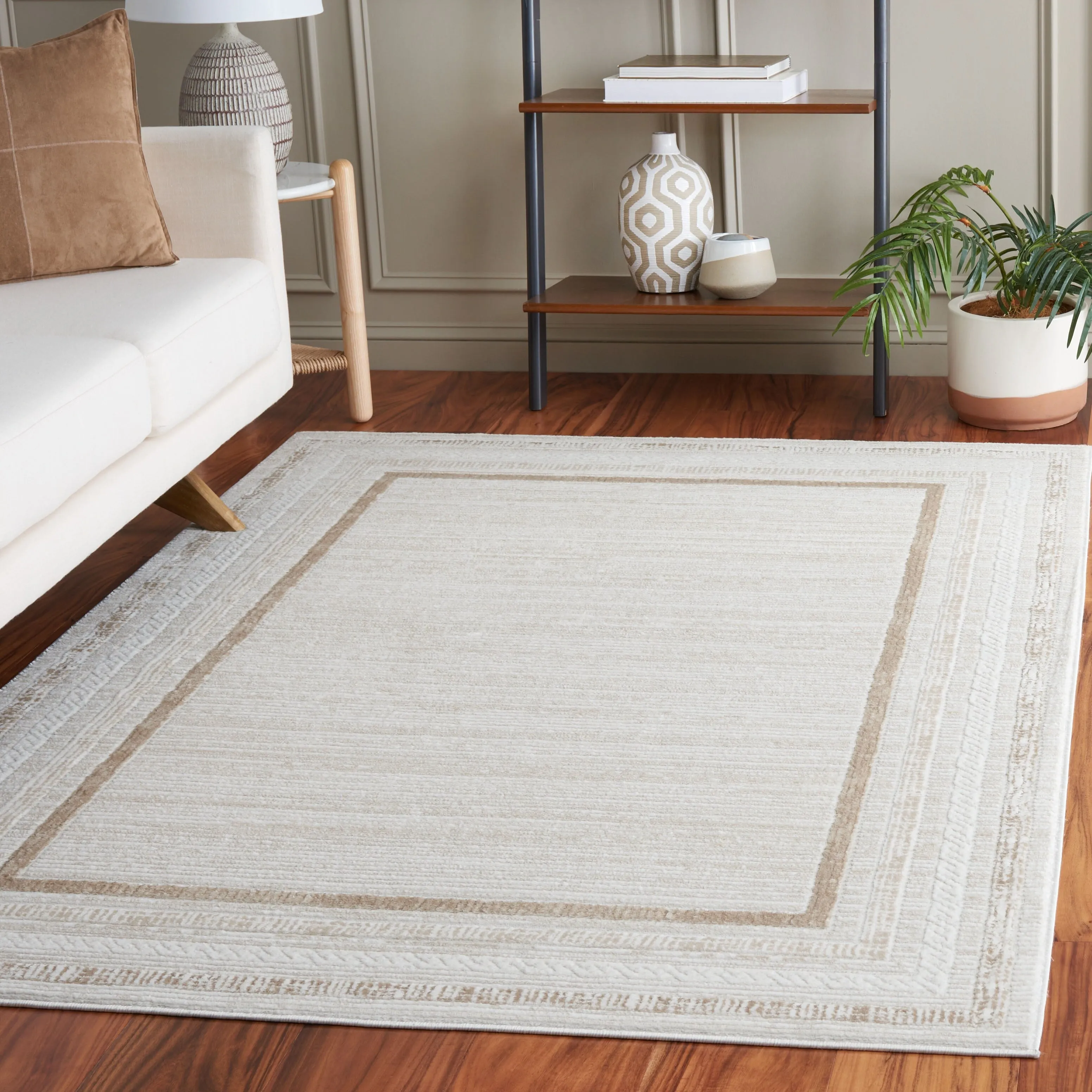SAFAVIEH Hanna Keely Contemporary Rug