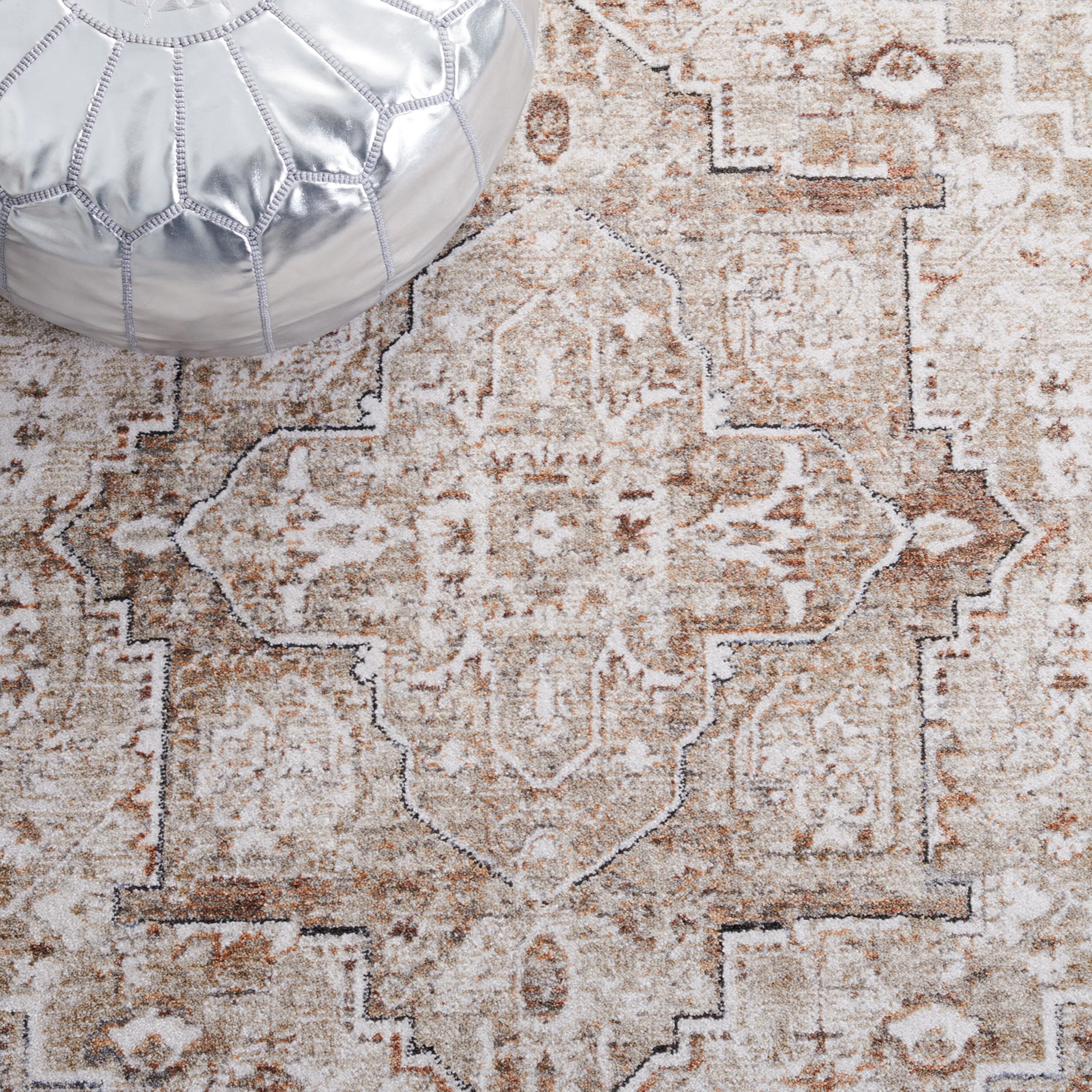 SAFAVIEH Jasmine Cristina Vintage Rug