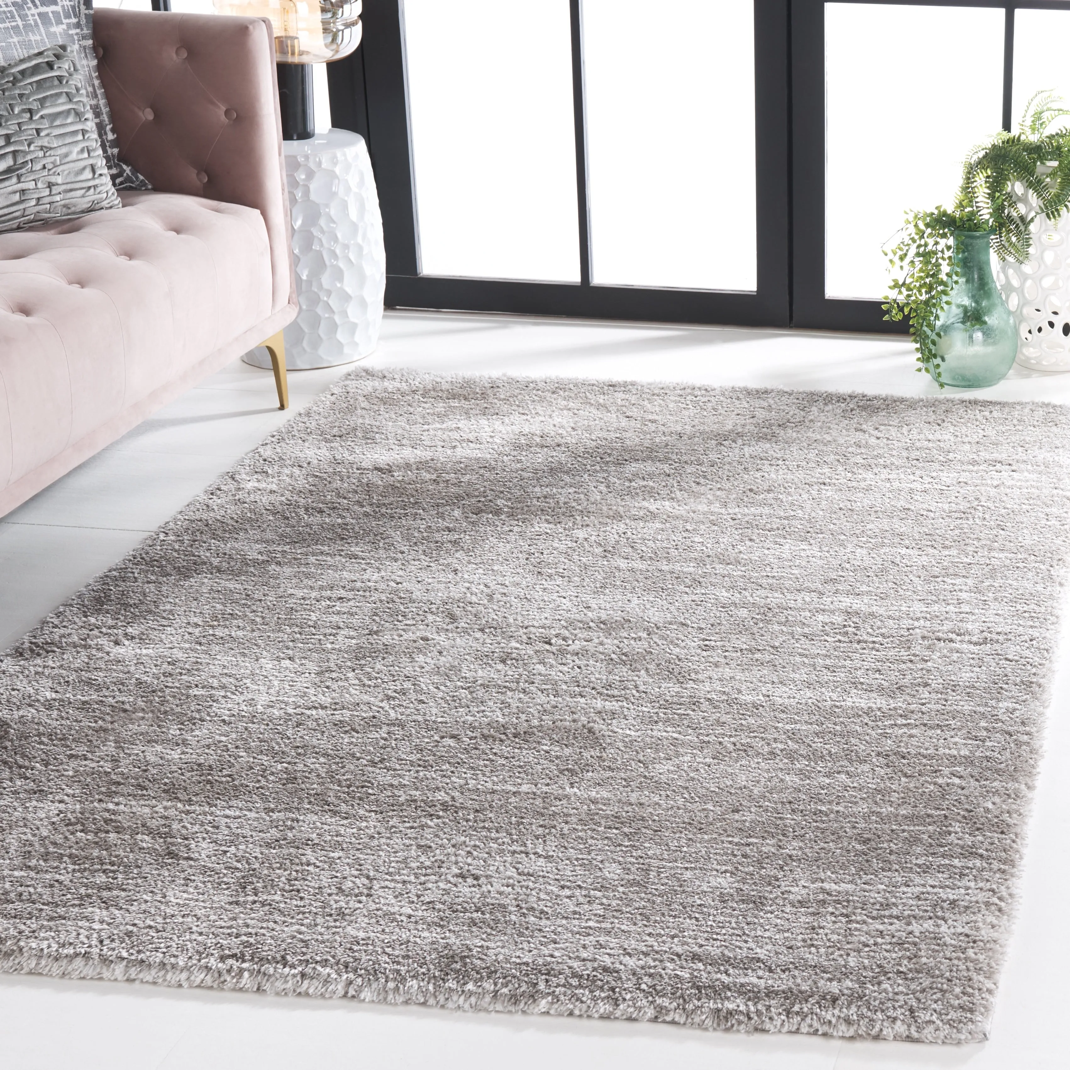 SAFAVIEH Jasmine Renae Glam 1.6-inch Shag Rug