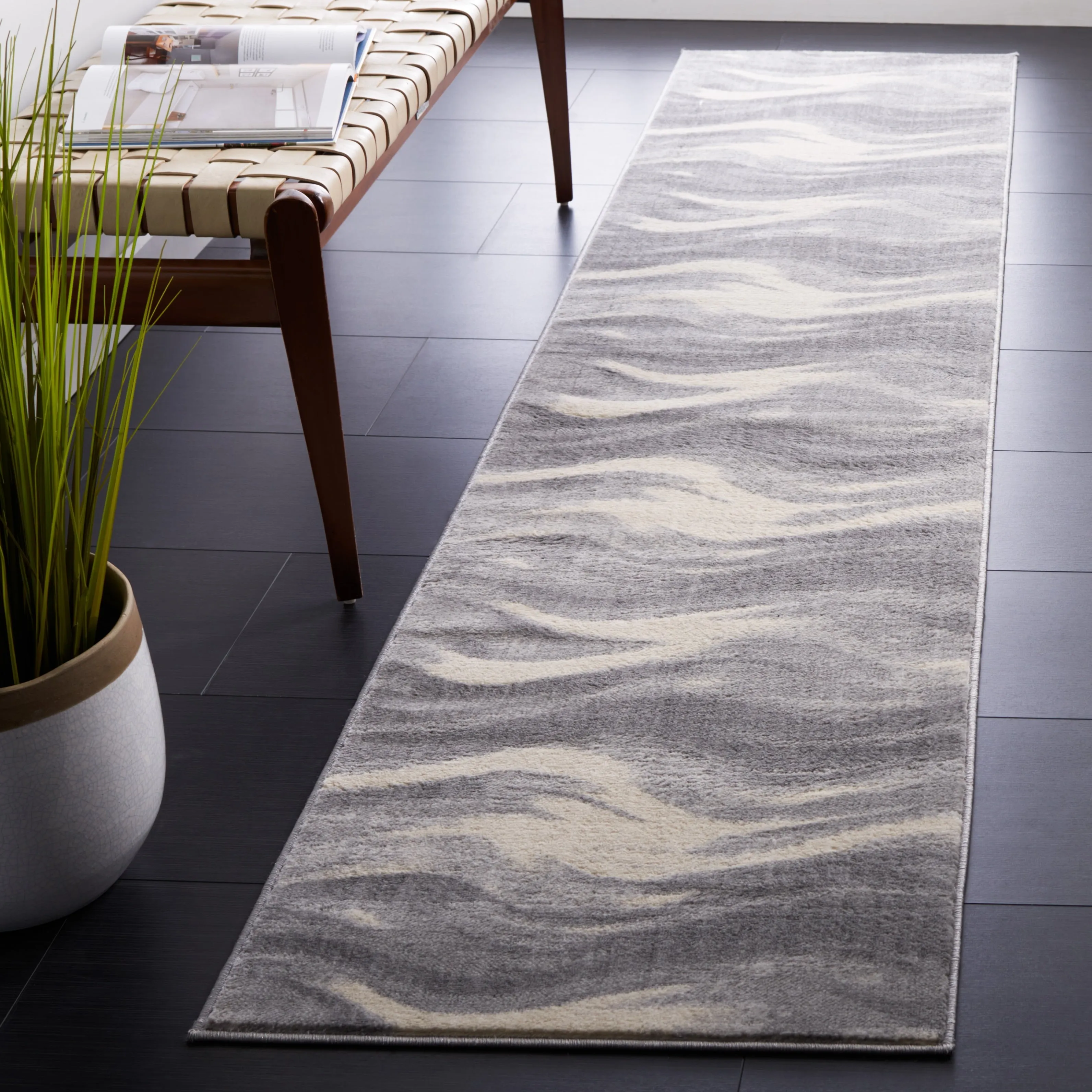 SAFAVIEH Jasper Marcie Modern & Contemporary Rug