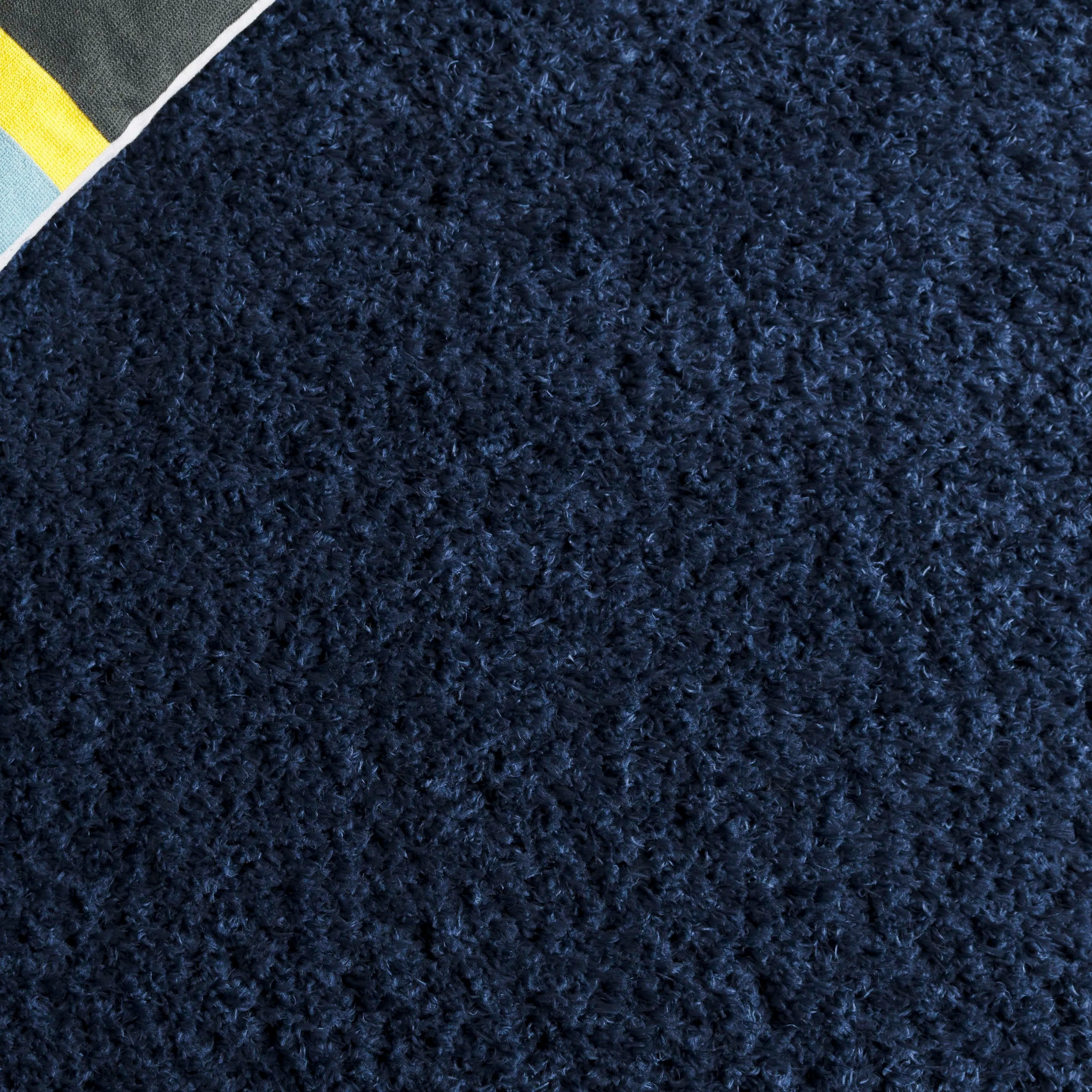 SAFAVIEH Lindsay Shag Luann Contemporary Rug