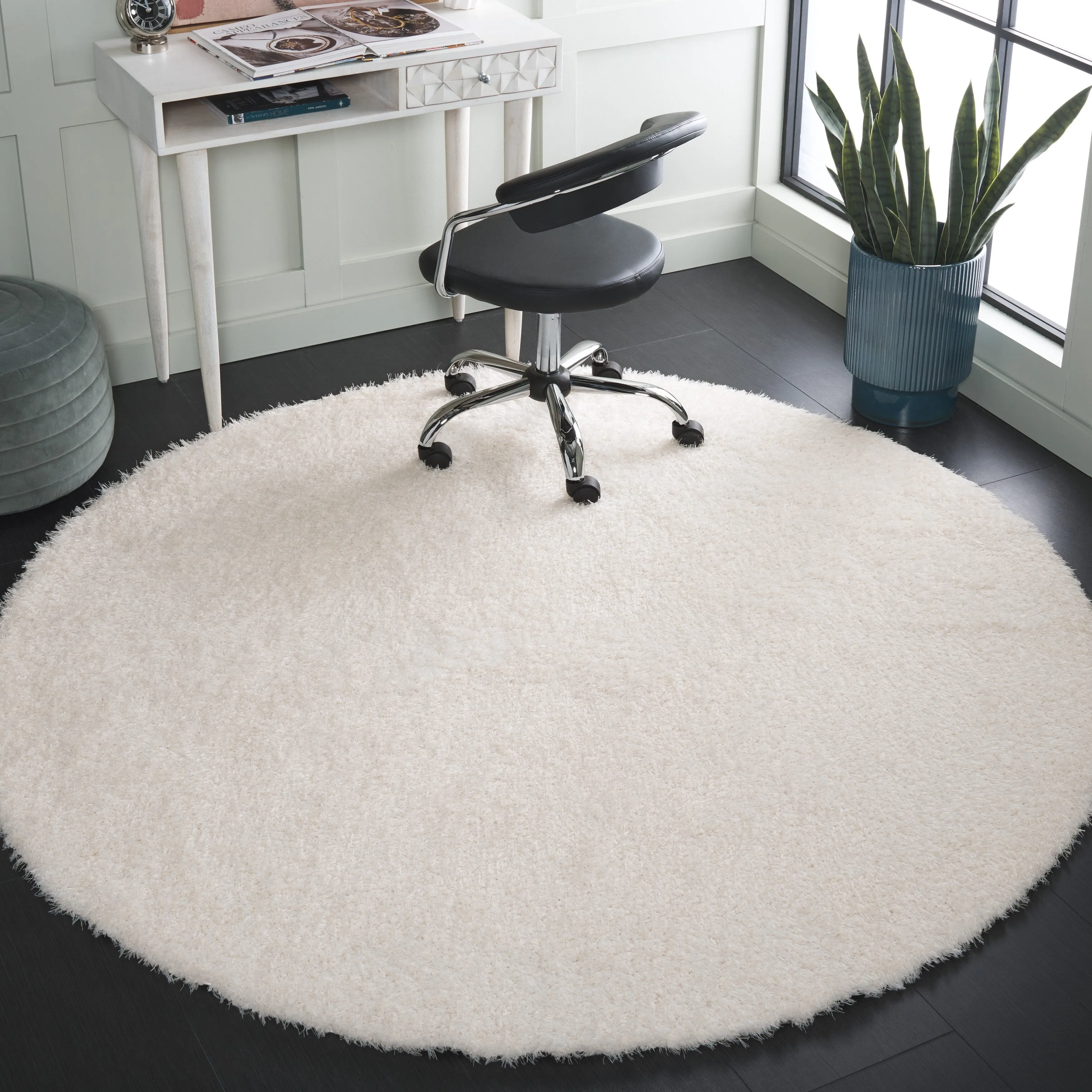 SAFAVIEH Lindsay Shag Luann Contemporary Rug