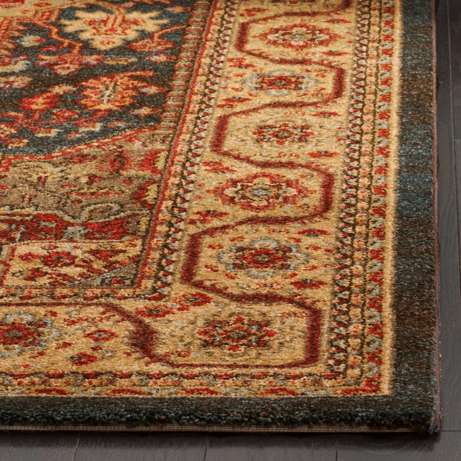 SAFAVIEH Mahal Marylou Traditional Oriental Rug