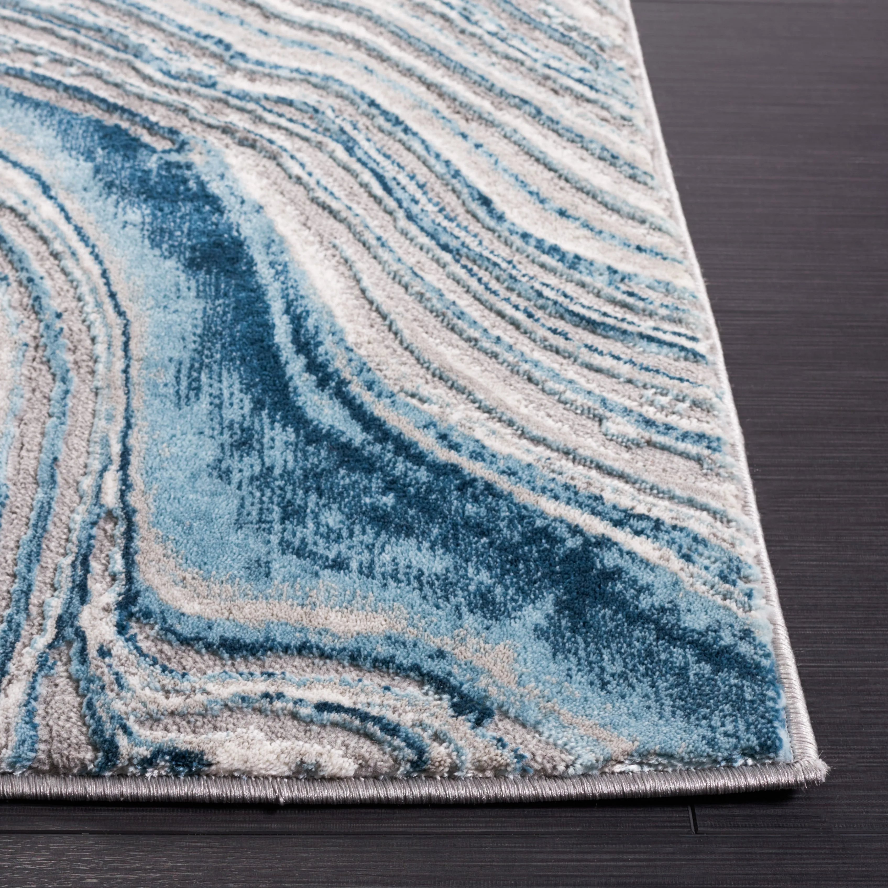 SAFAVIEH Meadow Marjolein Modern Abstract Rug