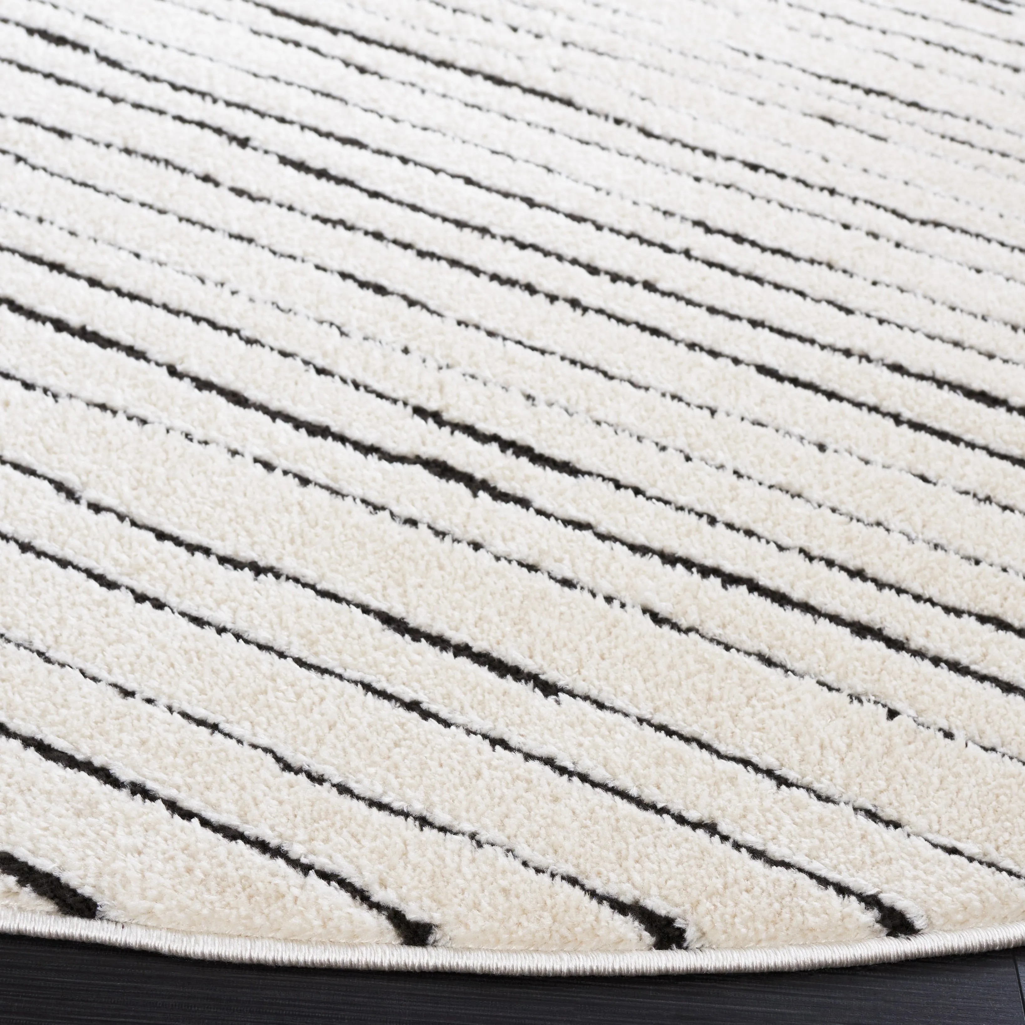 SAFAVIEH Melody Marilene Stripe Rug
