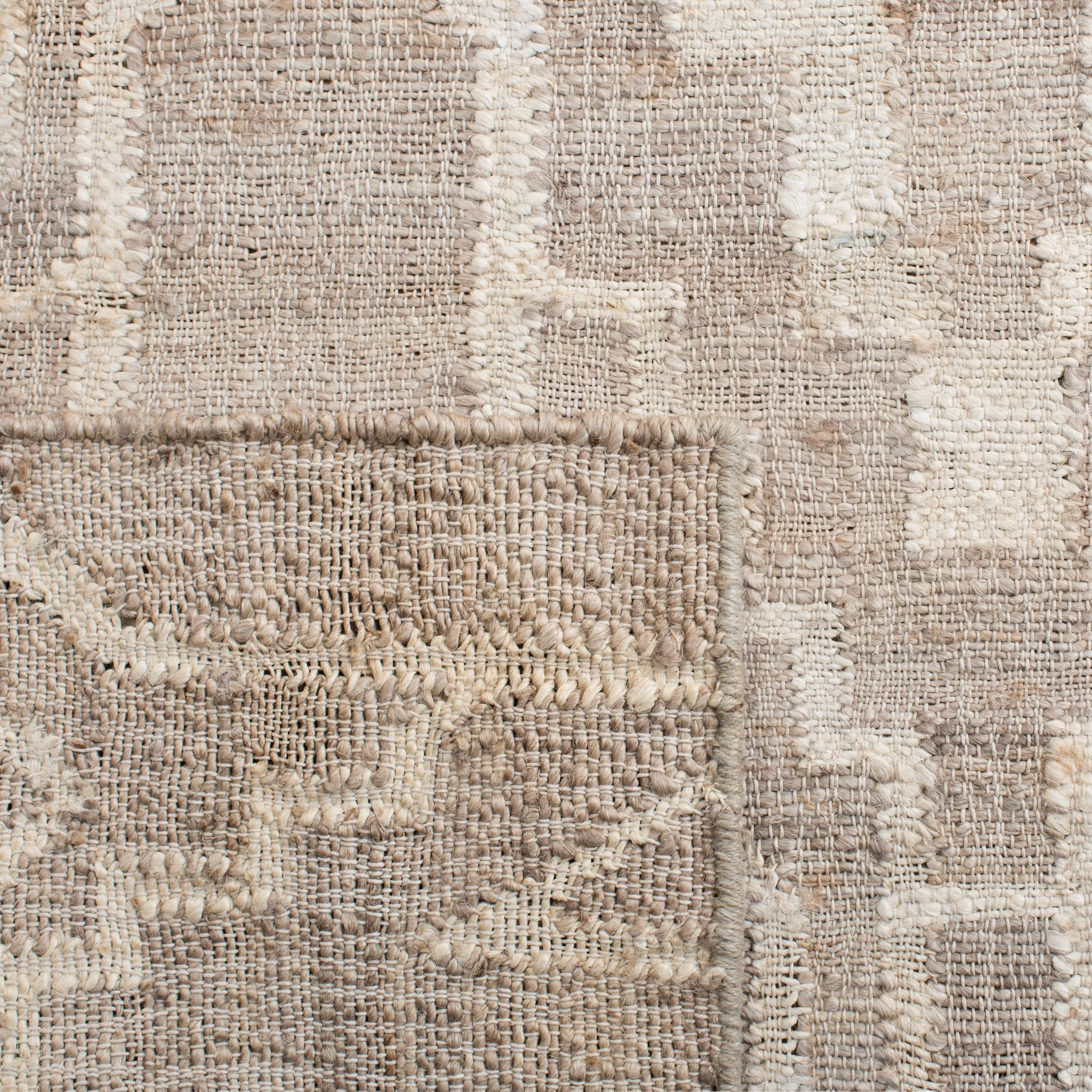 SAFAVIEH Natural Fiber Erla Boho Jute Rug