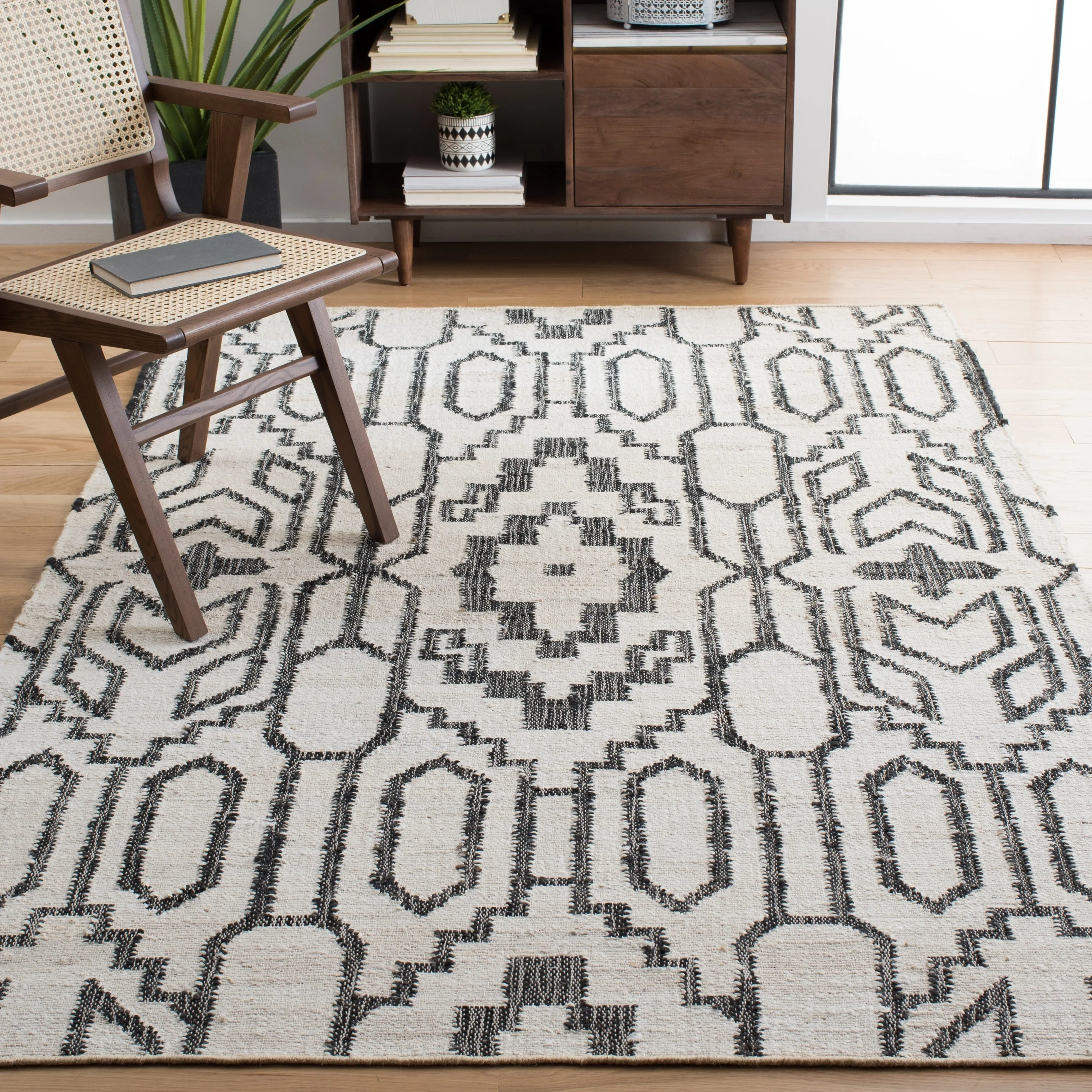 SAFAVIEH Natural Fiber Erla Boho Jute Rug