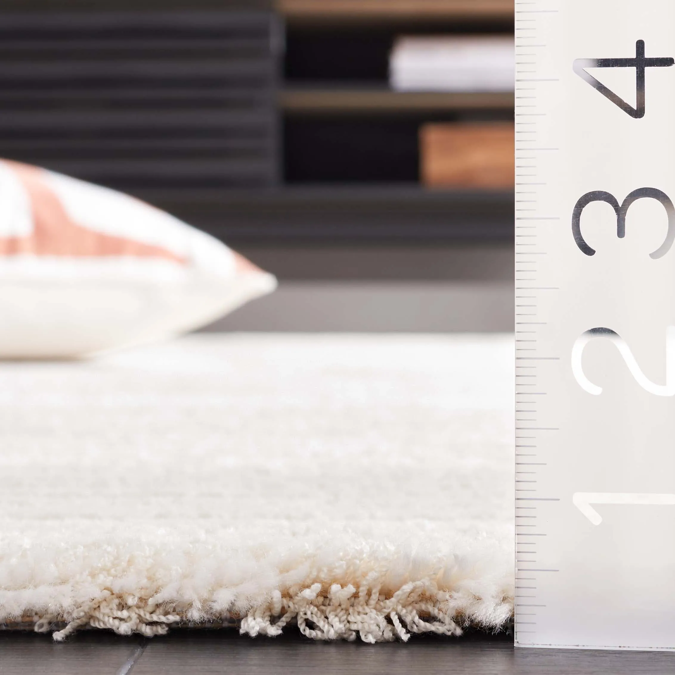 SAFAVIEH Neptune Margretta Contemporary Rug