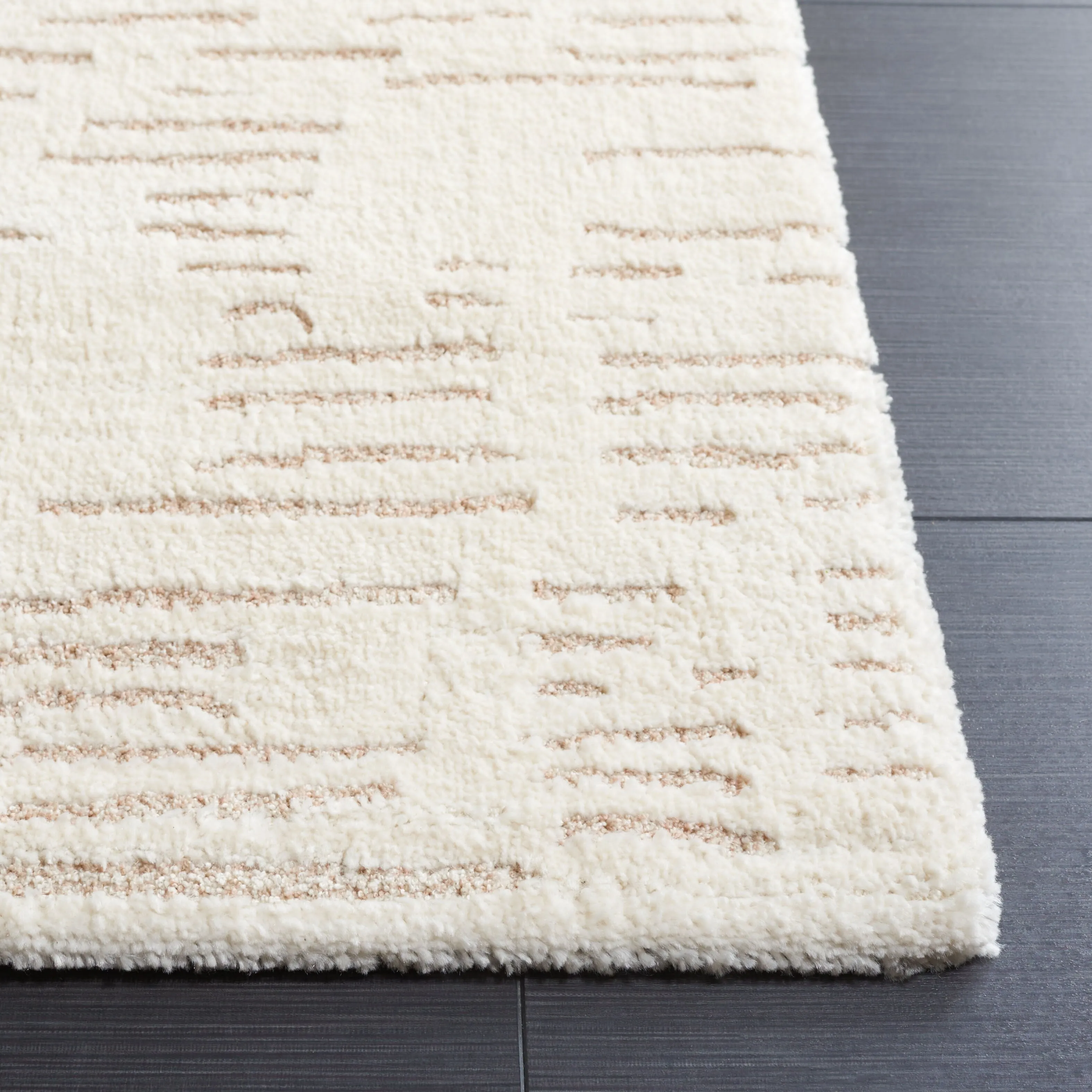 SAFAVIEH Neptune Zana Contemporary Rug