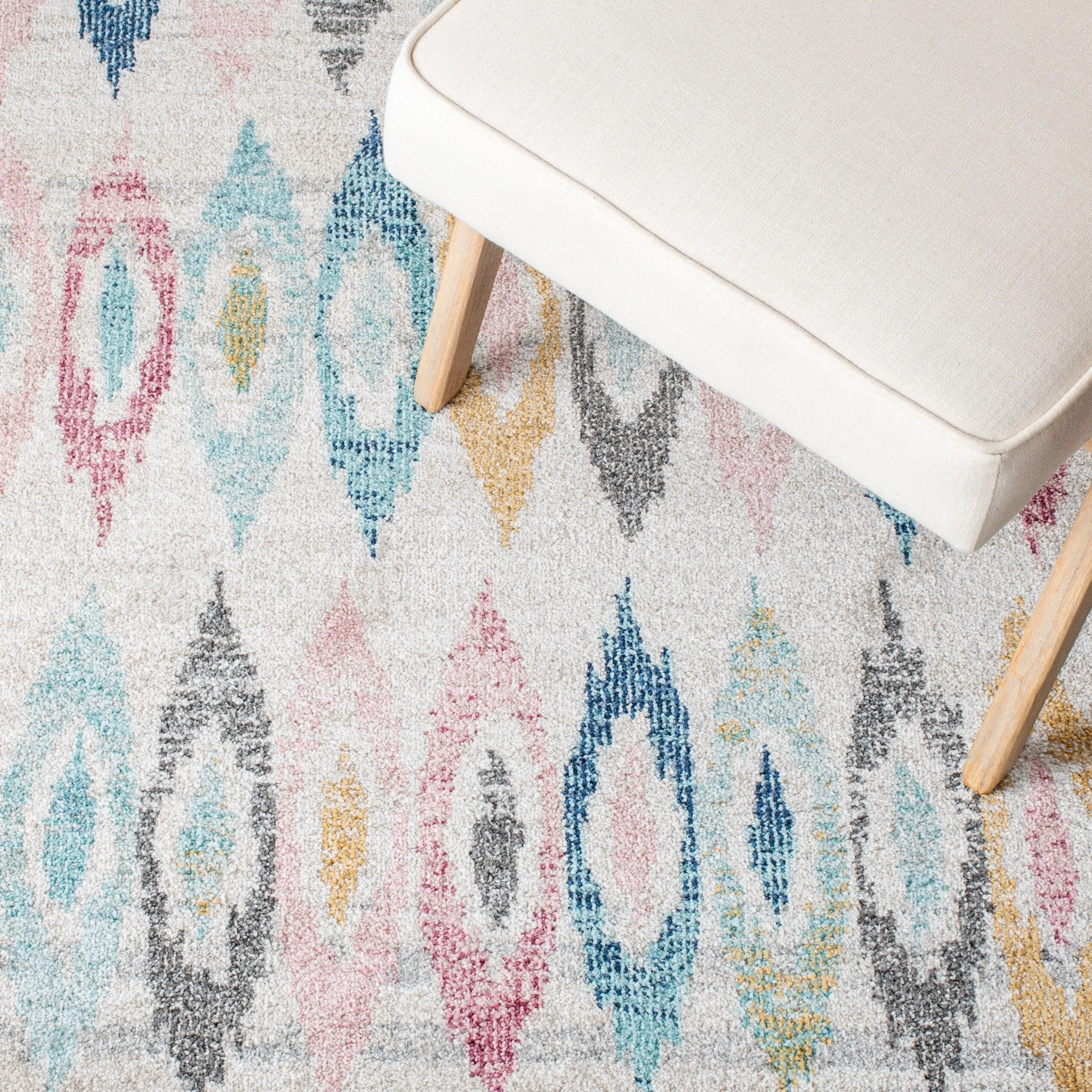 SAFAVIEH Phoenix Samihah Vintage Rug