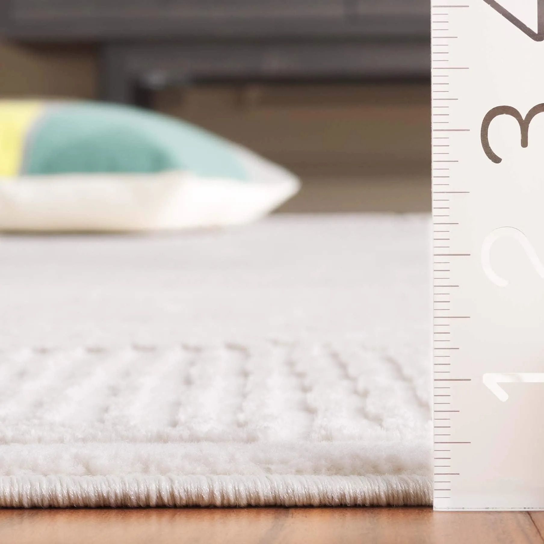 SAFAVIEH Prestige Rettie Contemporary Rug