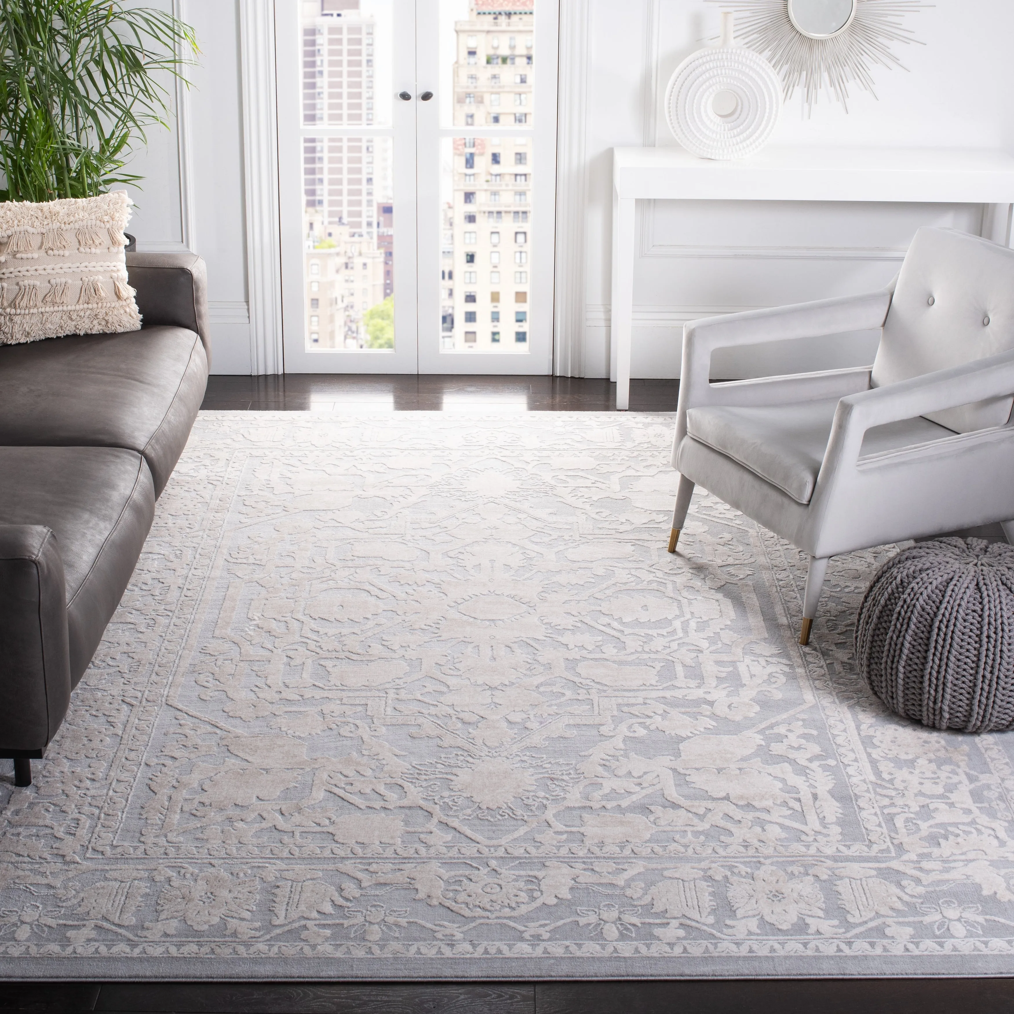 SAFAVIEH Reflection Eulalie Modern Oriental Rug