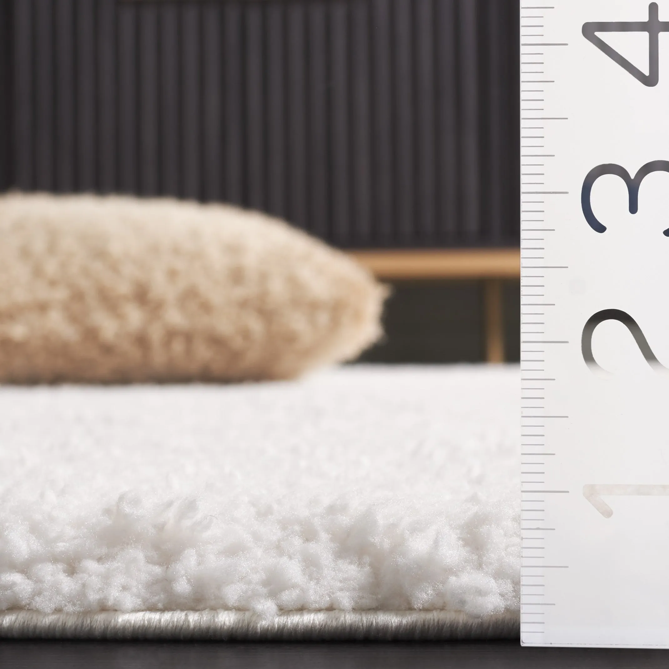 SAFAVIEH Rumi Shag Pollie Shag Rug