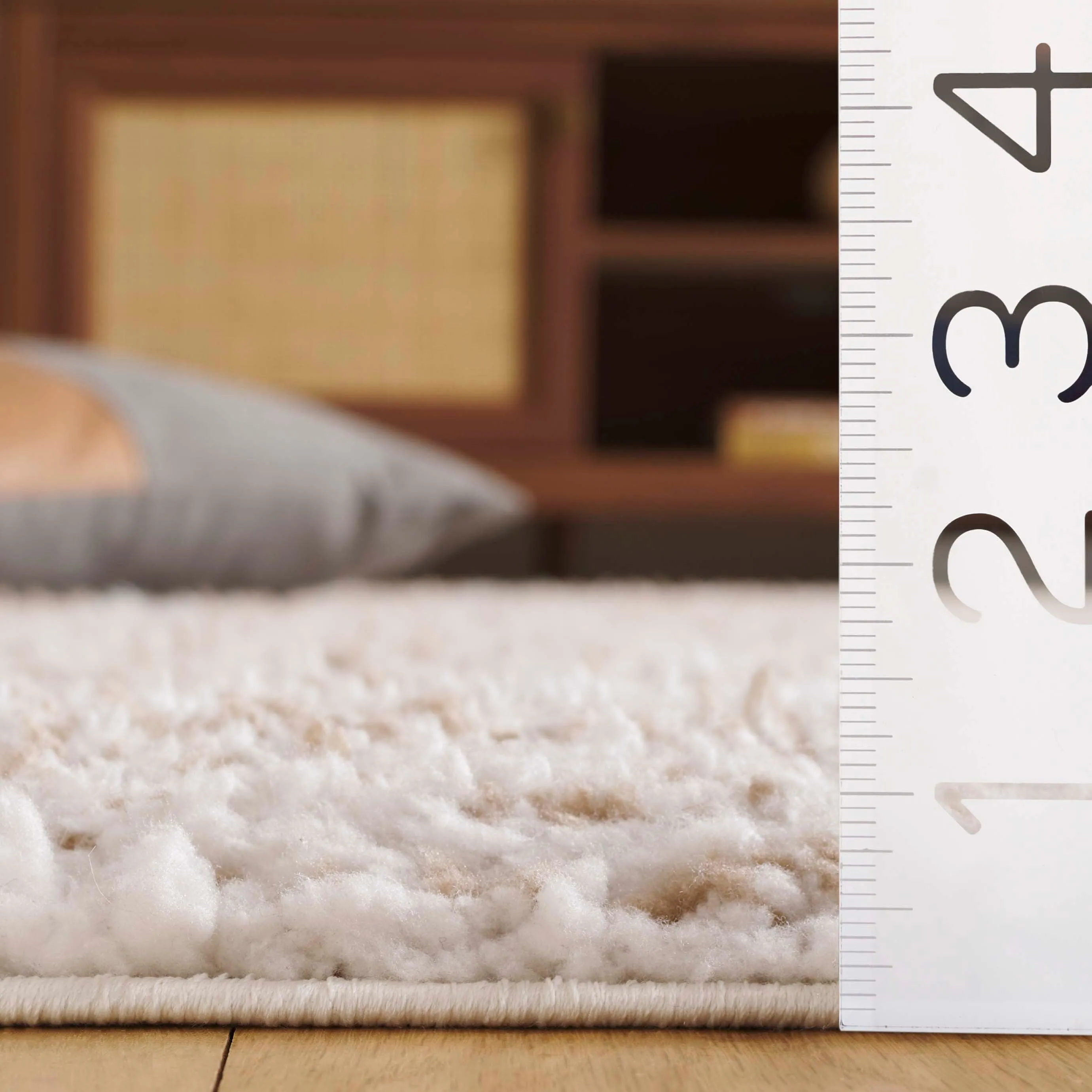 SAFAVIEH Rumi Shag Rosalee Shag Rug