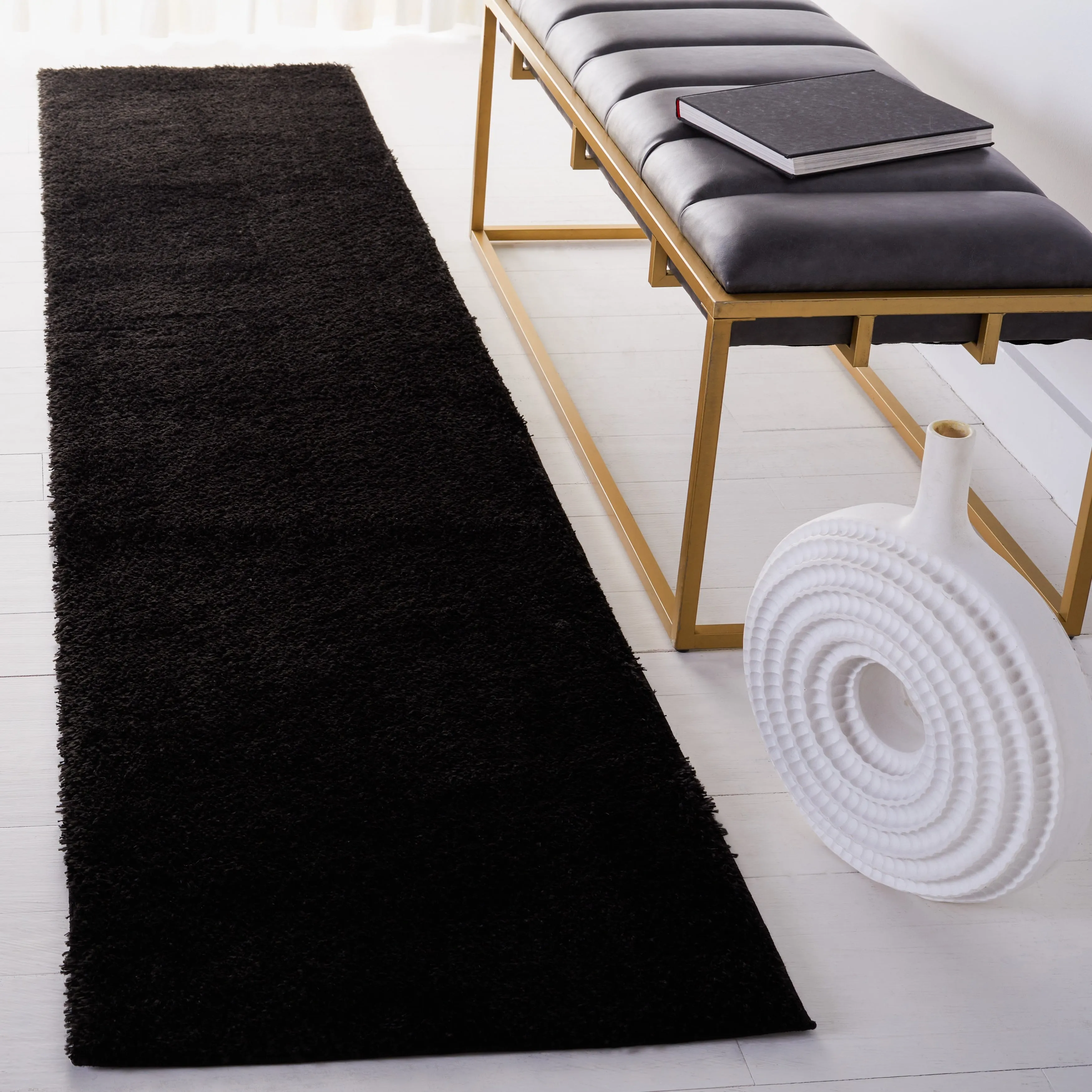 SAFAVIEH Tahoe Shag Indiana Solid 1.2-inch Thick Rug