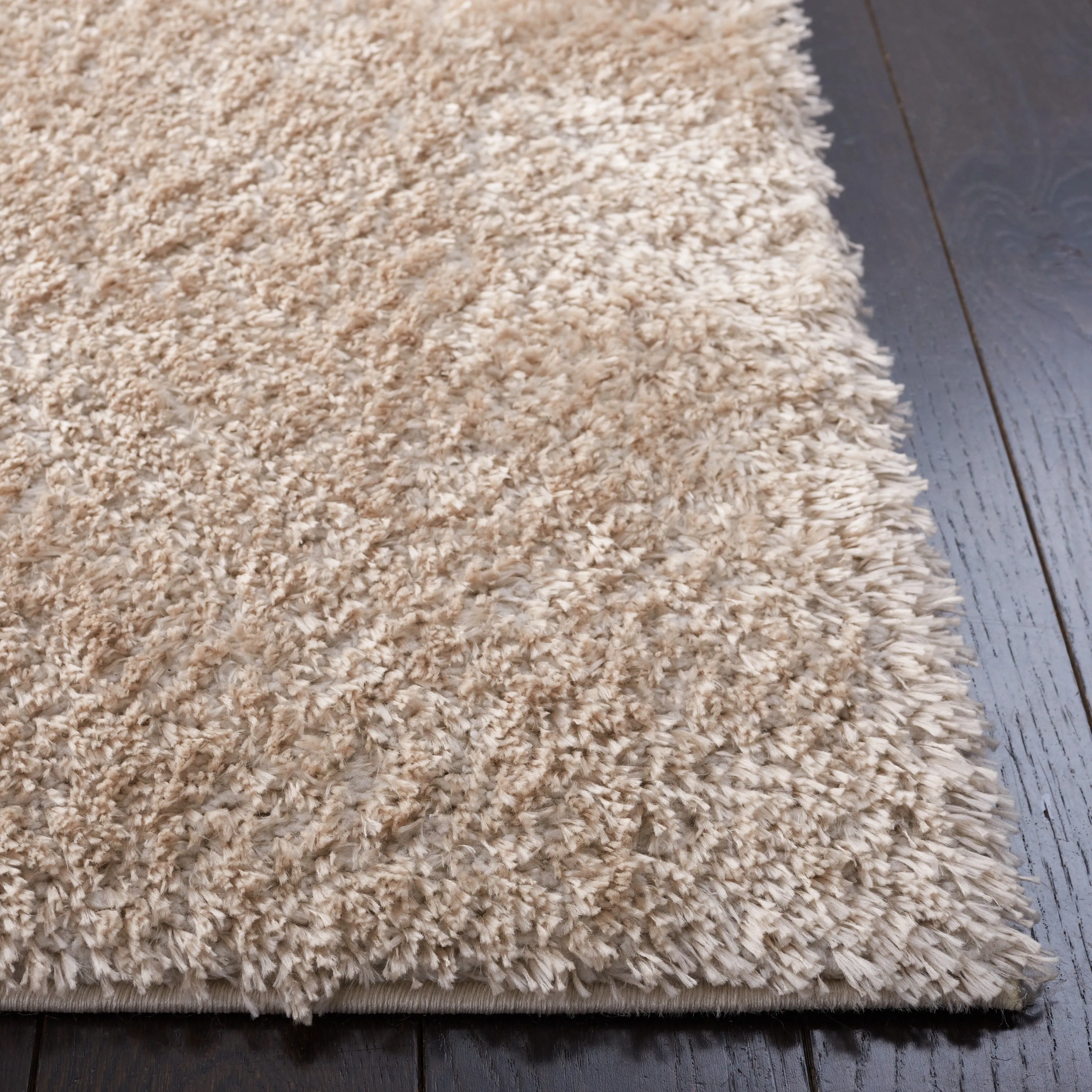 SAFAVIEH Tahoe Shag Indiana Solid 1.2-inch Thick Rug