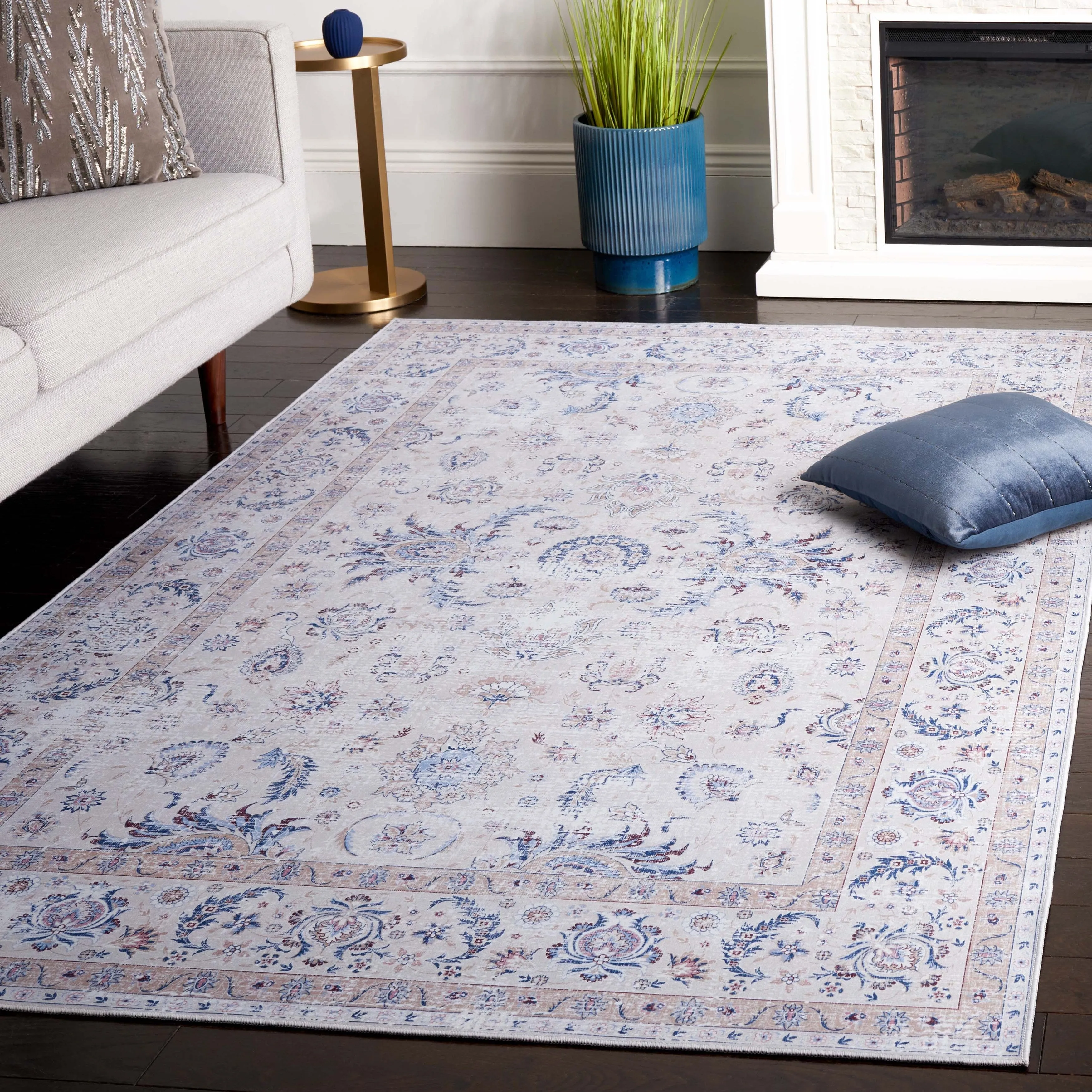 SAFAVIEH Tucson Wanda Transitional Machine Washable Rug