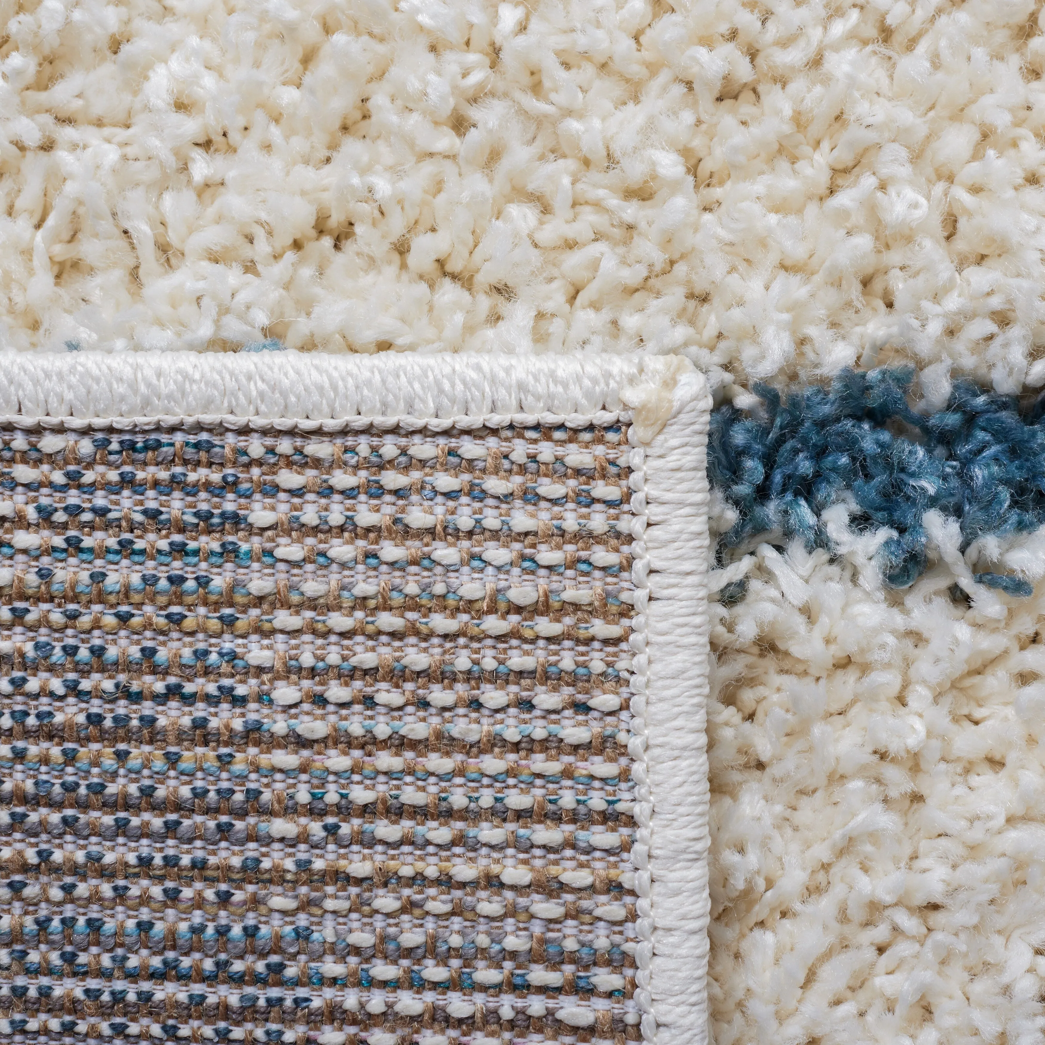 SAFAVIEH Venus Shag Bergny 1.75-inch Thick Rug