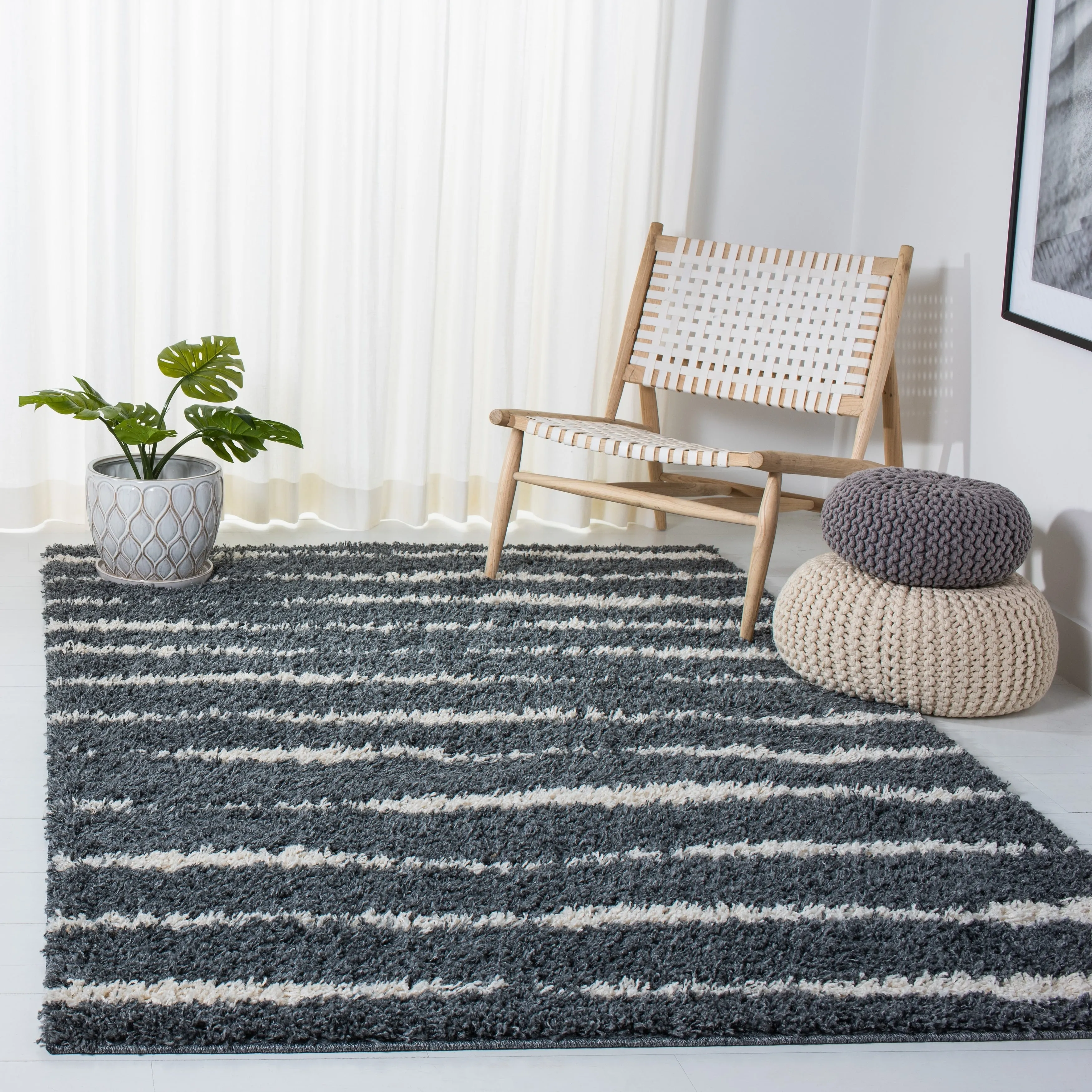 SAFAVIEH Venus Shag Moeidur 1.75-inch Thick Rug - Dark Grey/Ivory - 5' 3 x 7' 6