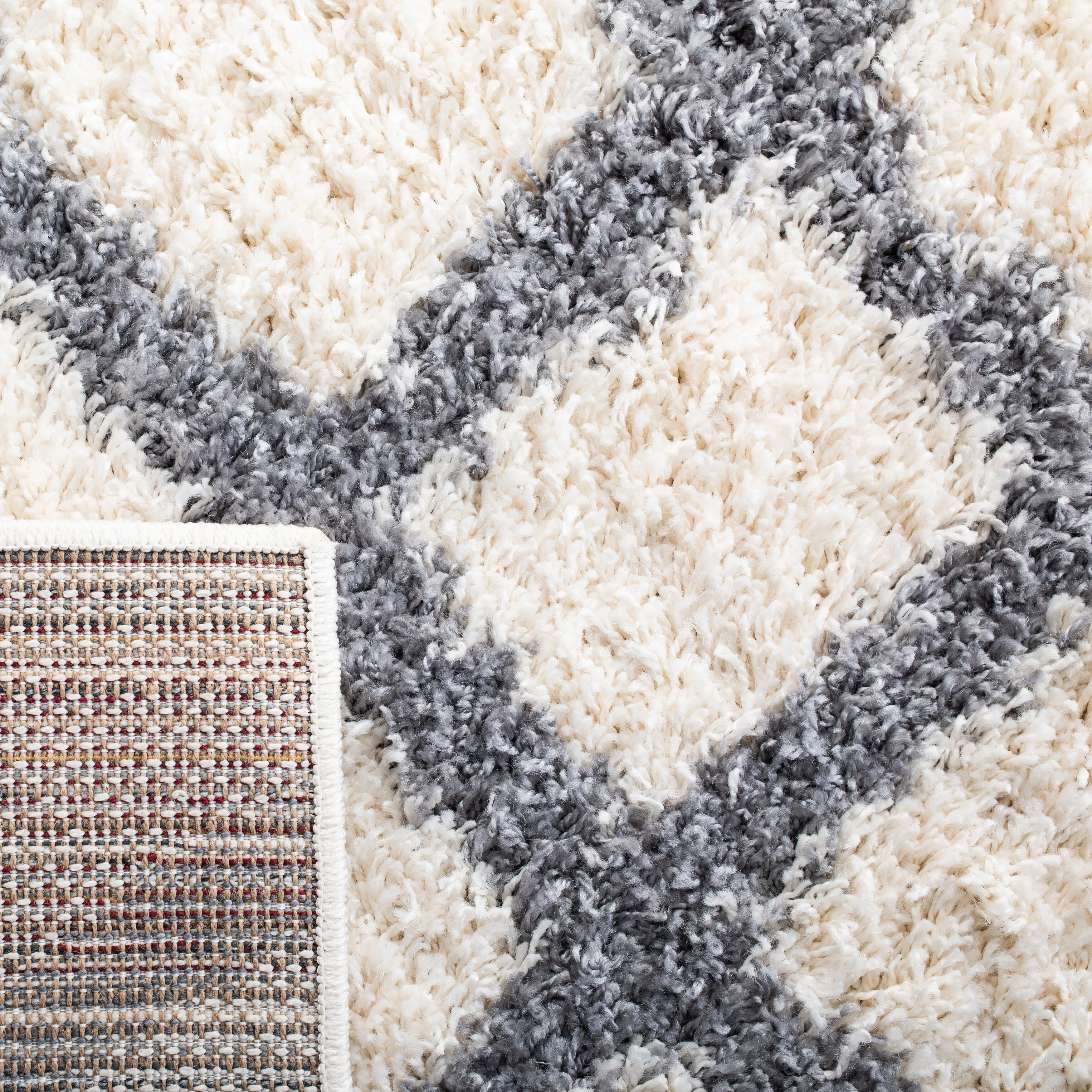 SAFAVIEH Venus Shag Zelma 1.75-inch Thick Rug