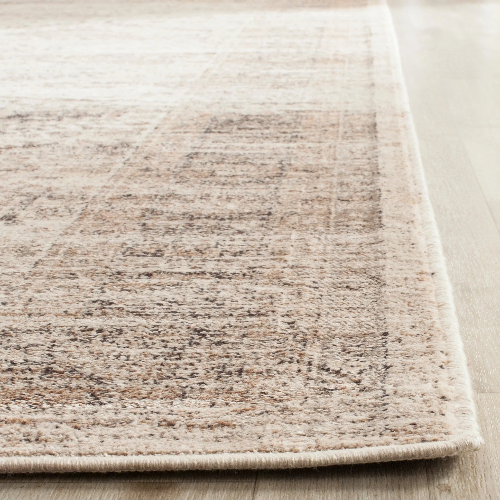 SAFAVIEH Vintage Distressed Boho Leola Oriental Rug