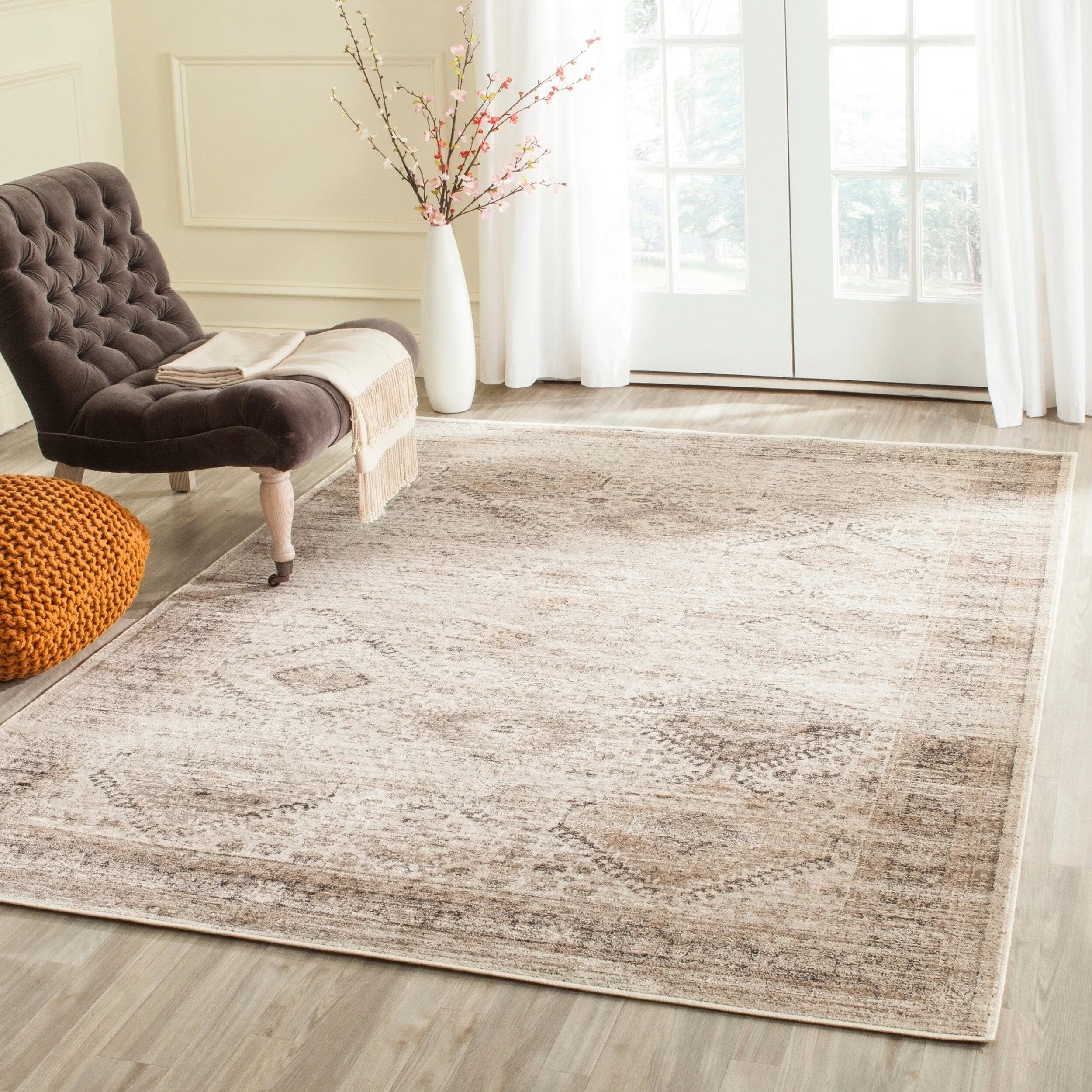 SAFAVIEH Vintage Distressed Boho Leola Oriental Rug