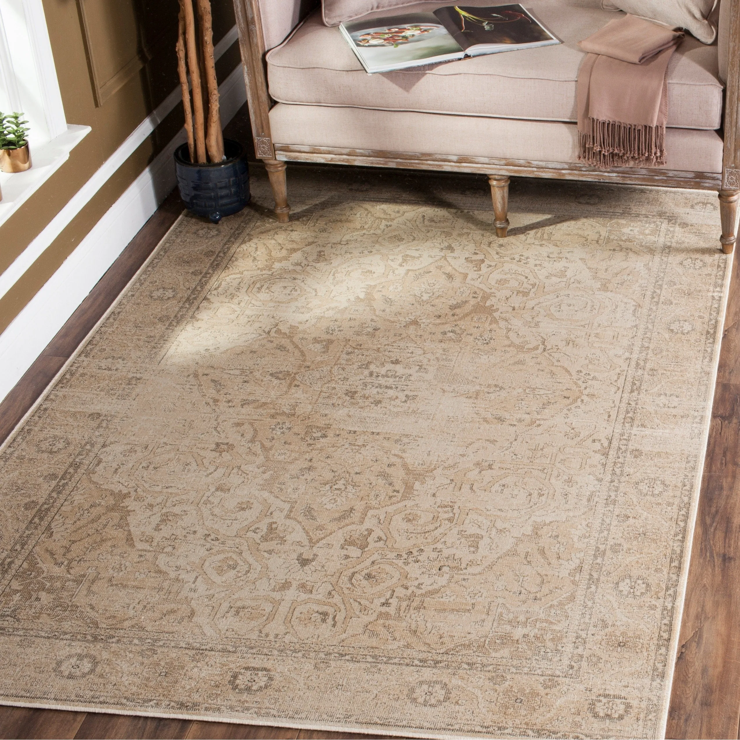 SAFAVIEH Vintage Distressed Boho Leonora Oriental Rug