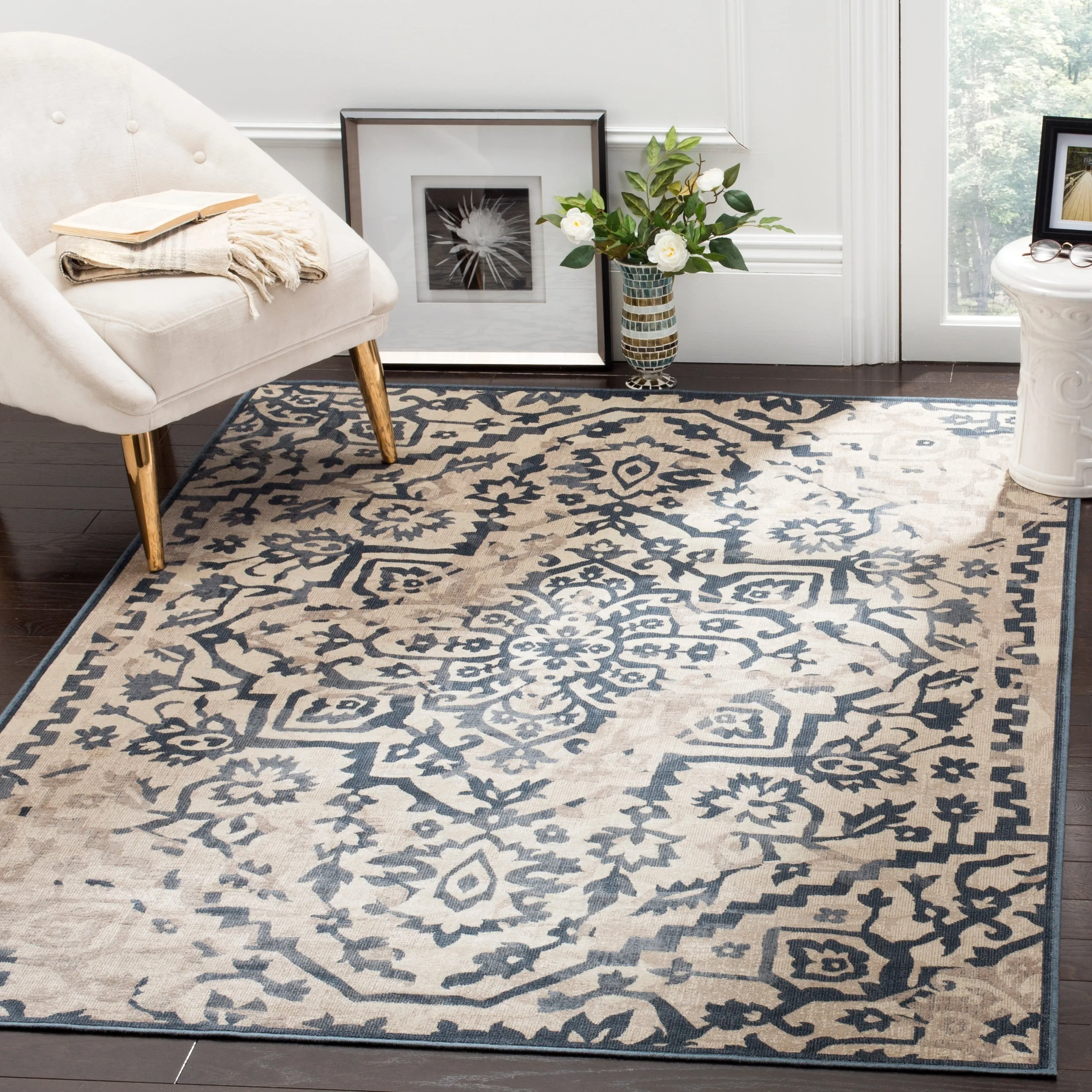 SAFAVIEH Vintage Distressed Boho Letha Oriental Rug