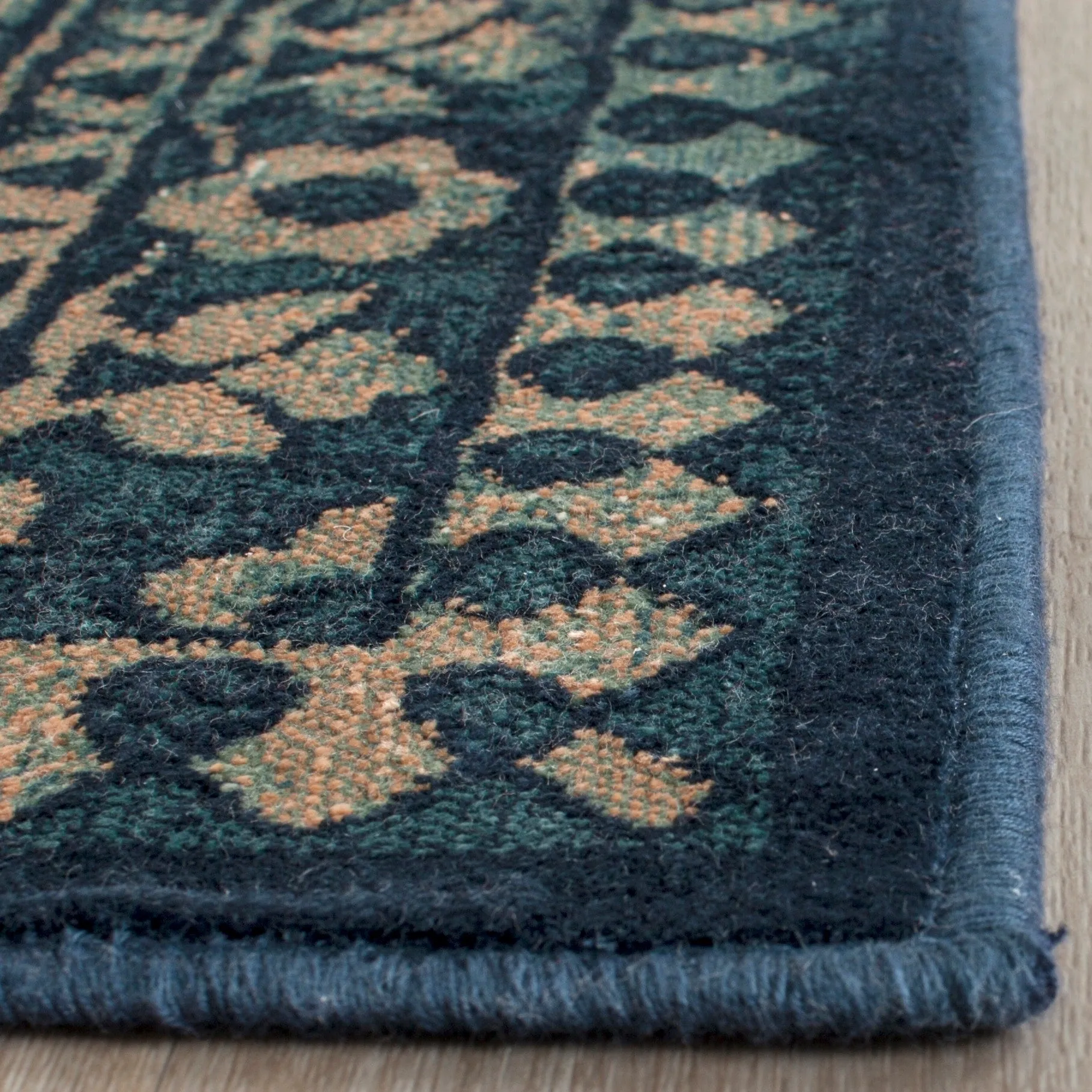 SAFAVIEH Vintage Distressed Boho Remza Oriental Rug