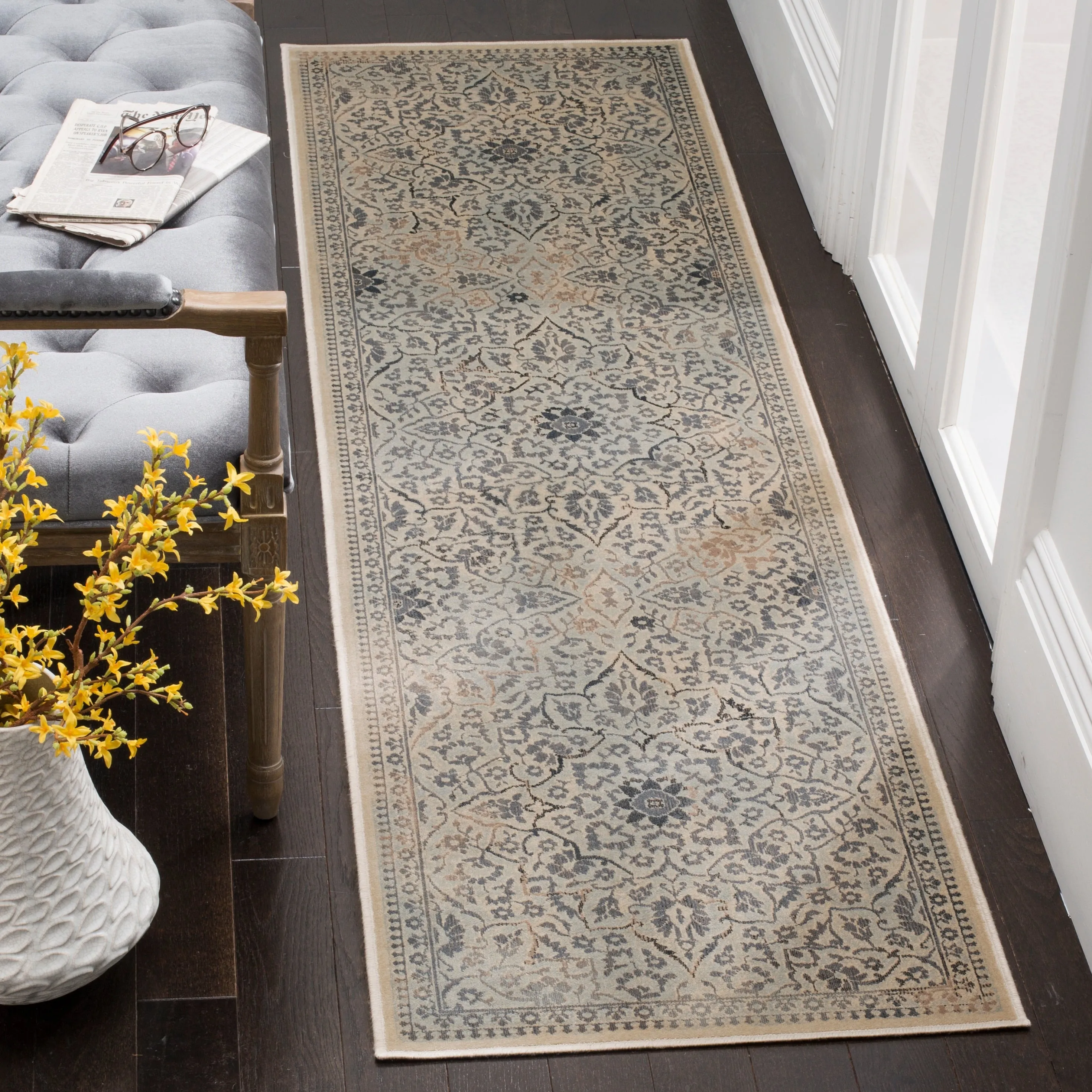SAFAVIEH Vintage Distressed Boho Remza Oriental Rug