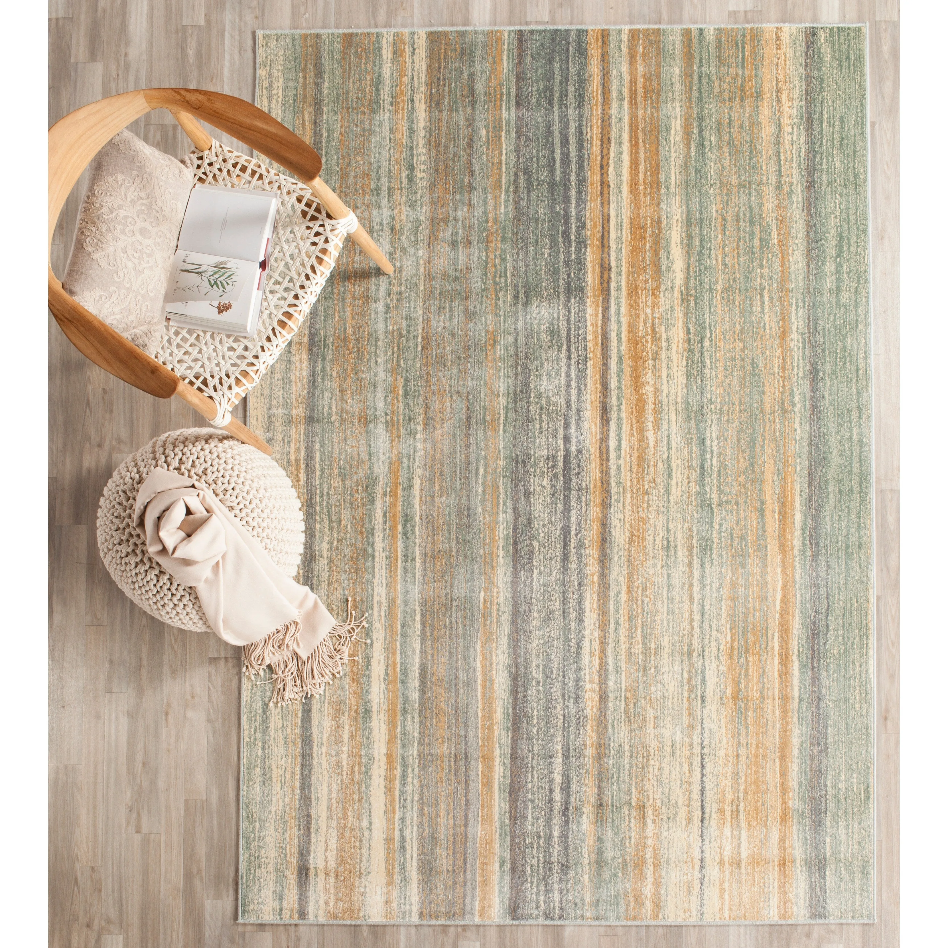 SAFAVIEH Vintage Frieda Oriental Rug