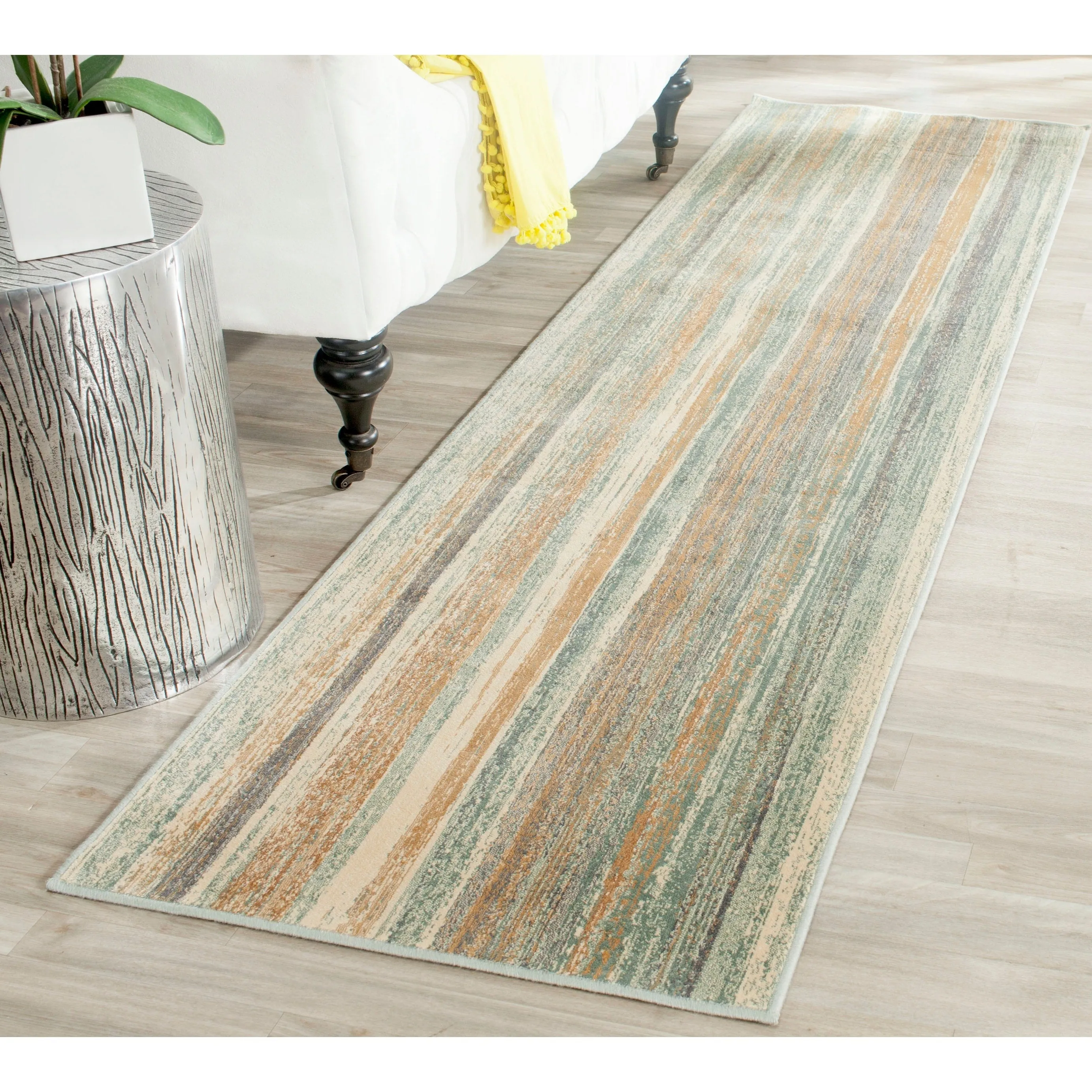 SAFAVIEH Vintage Frieda Oriental Rug