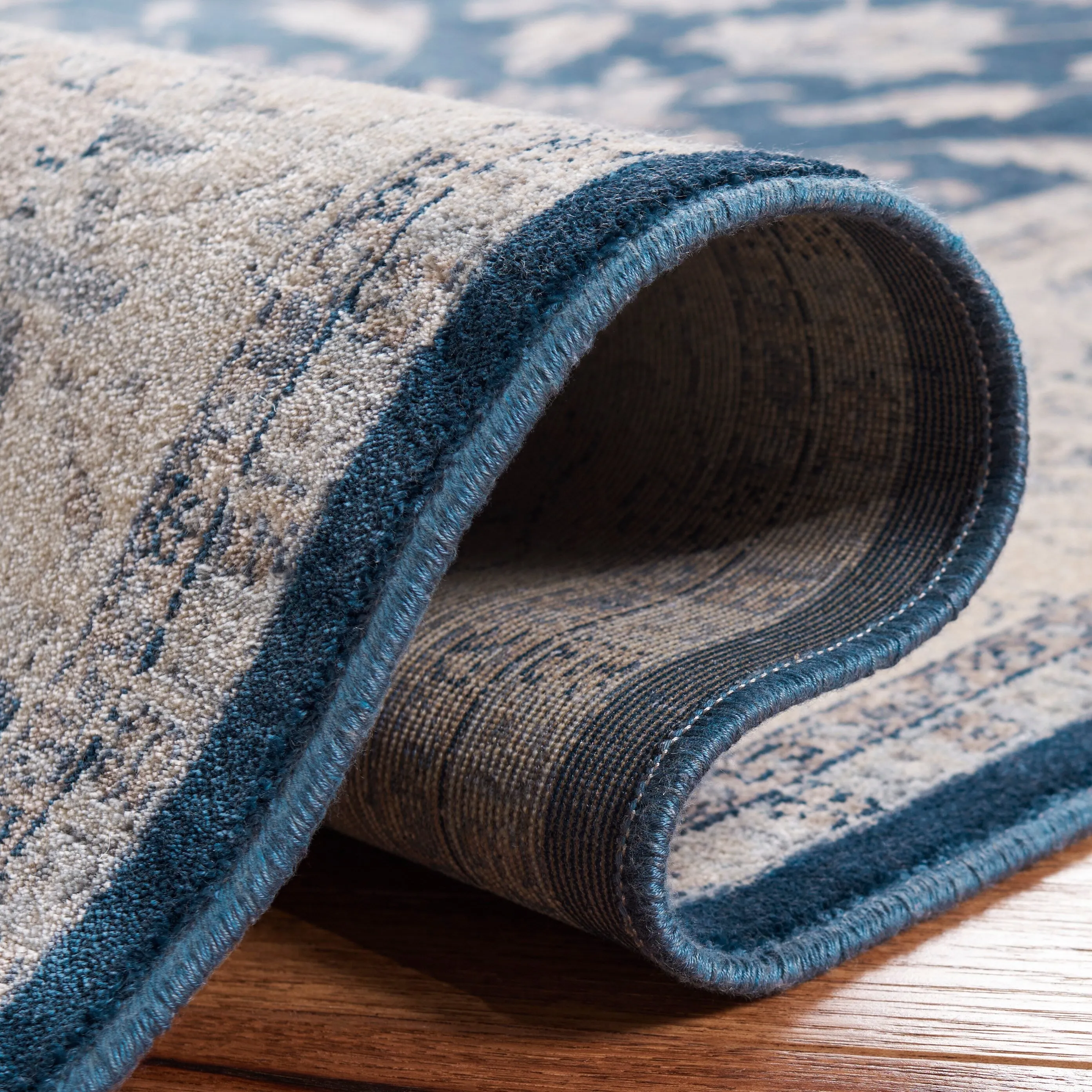 SAFAVIEH Vintage Lyda Traditional Oriental Rug