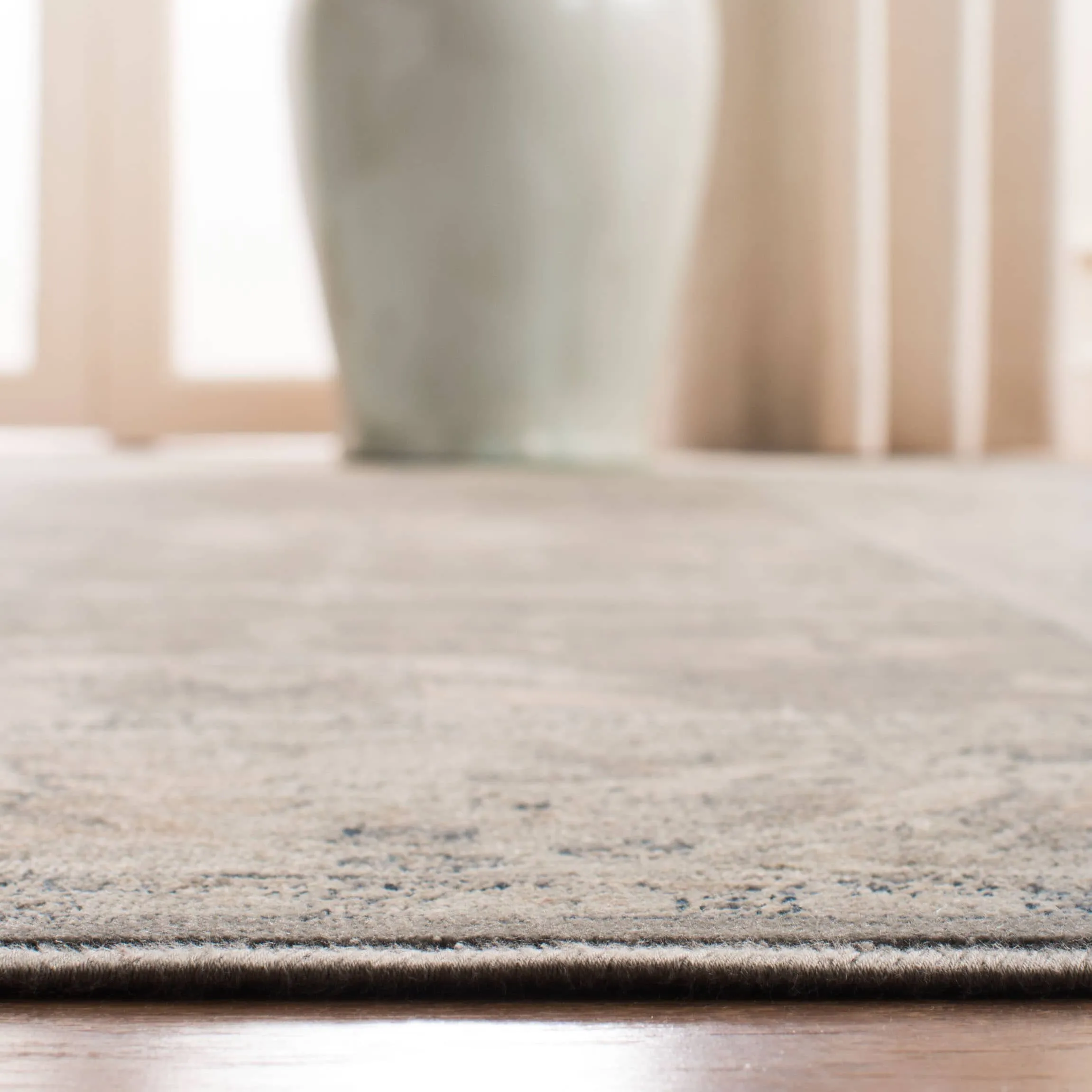 SAFAVIEH Vintage Lyda Traditional Oriental Rug